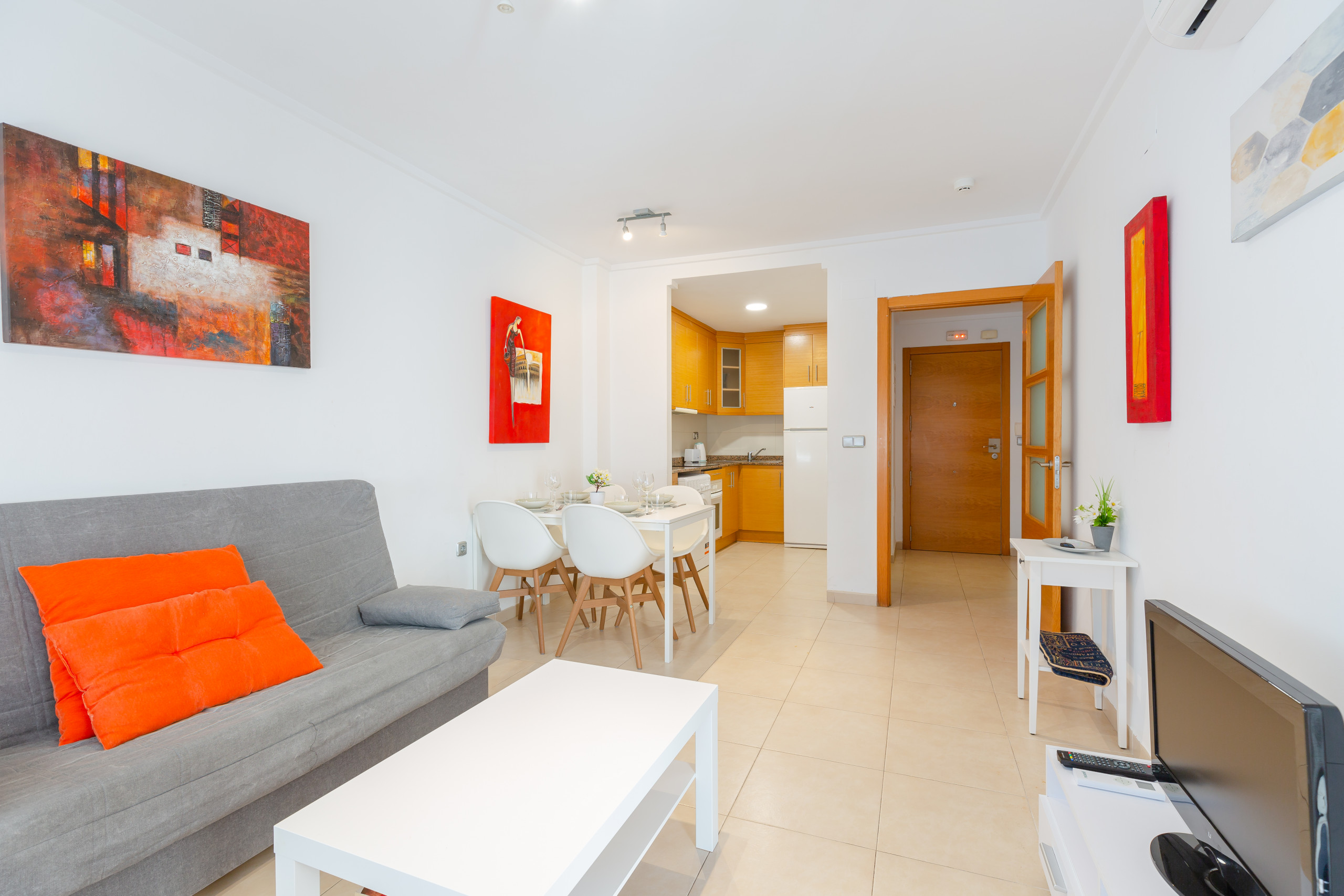 Rent Apartment in Alicante Alicante Hills 2 Bed Summer let picture-6