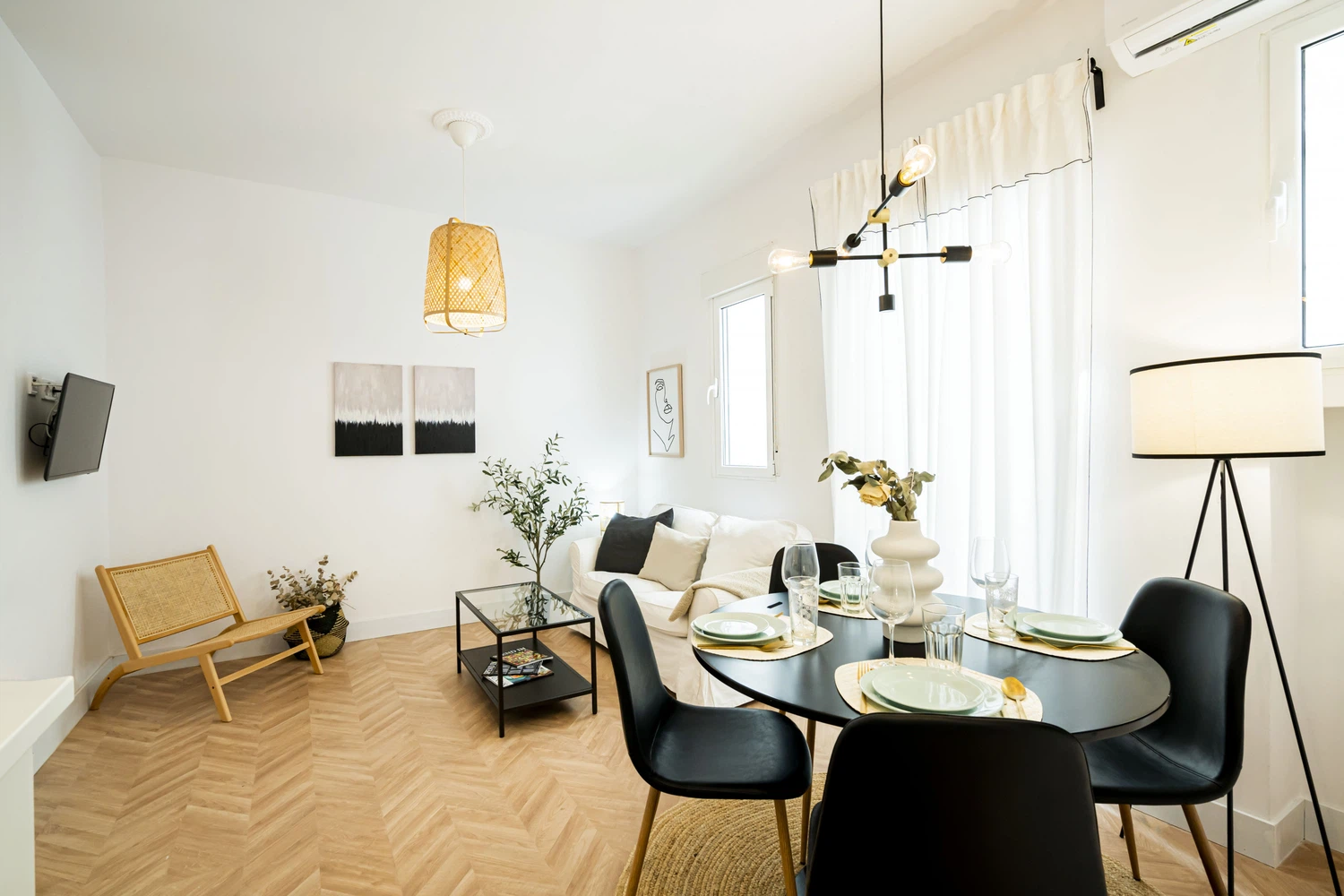 Alquilar Apartamento en Madrid M (CCR9) Apartamento Delicias Madrid Atocha 1H imagen-2