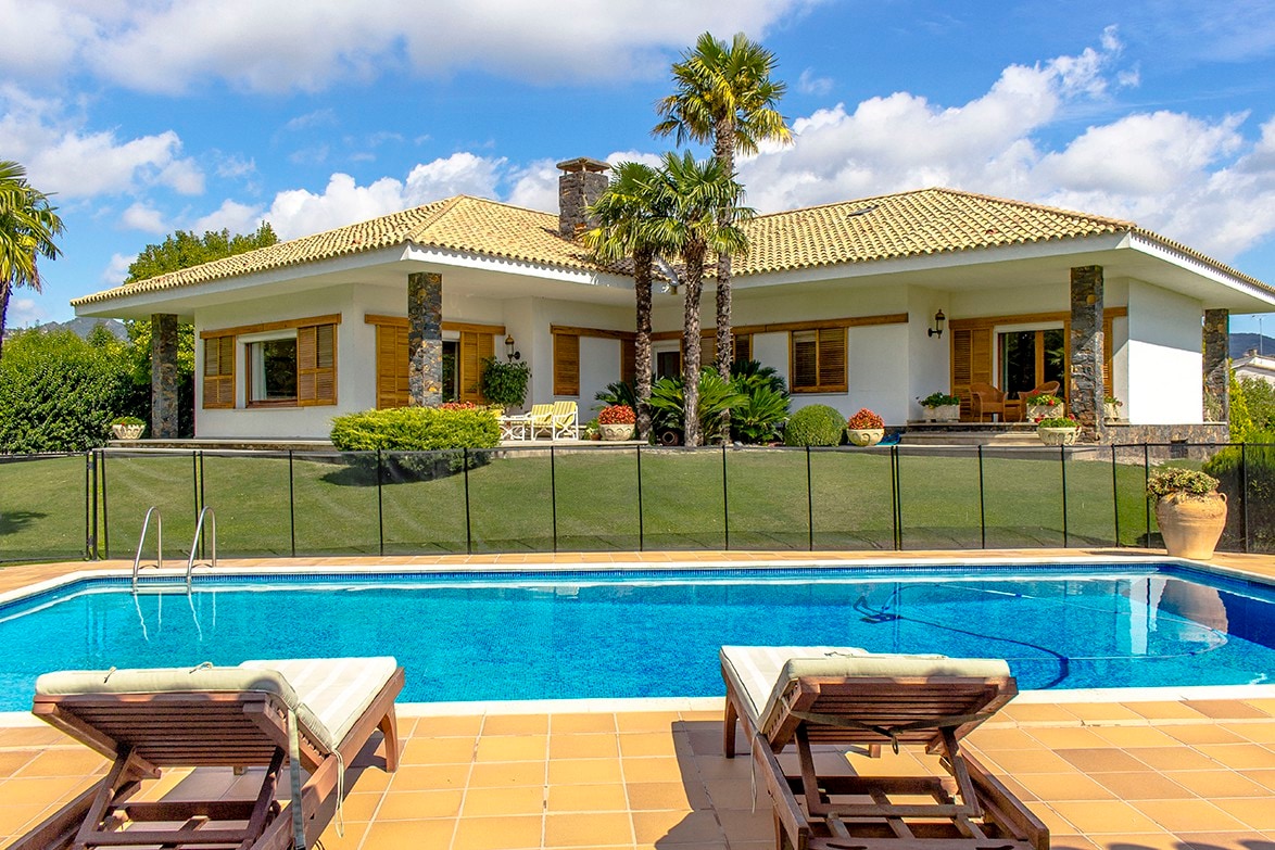 Rent Villa in  Rosa Xavier les Planes d'Hostoles 561.271 picture-4