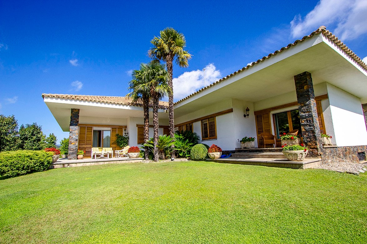 Rent Villa in  Rosa Xavier les Planes d'Hostoles 561.271 picture-39