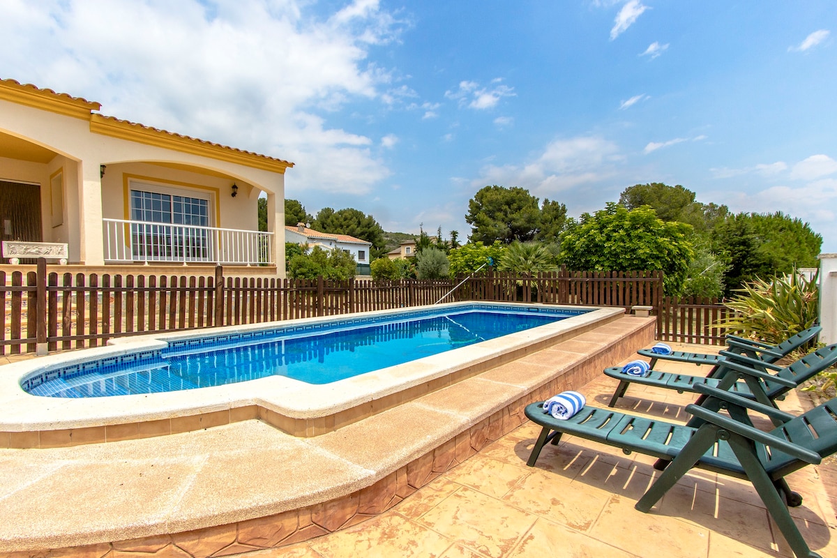 Rent Villa in El Vendrell Nuria Mas Borras 561.212 picture-3