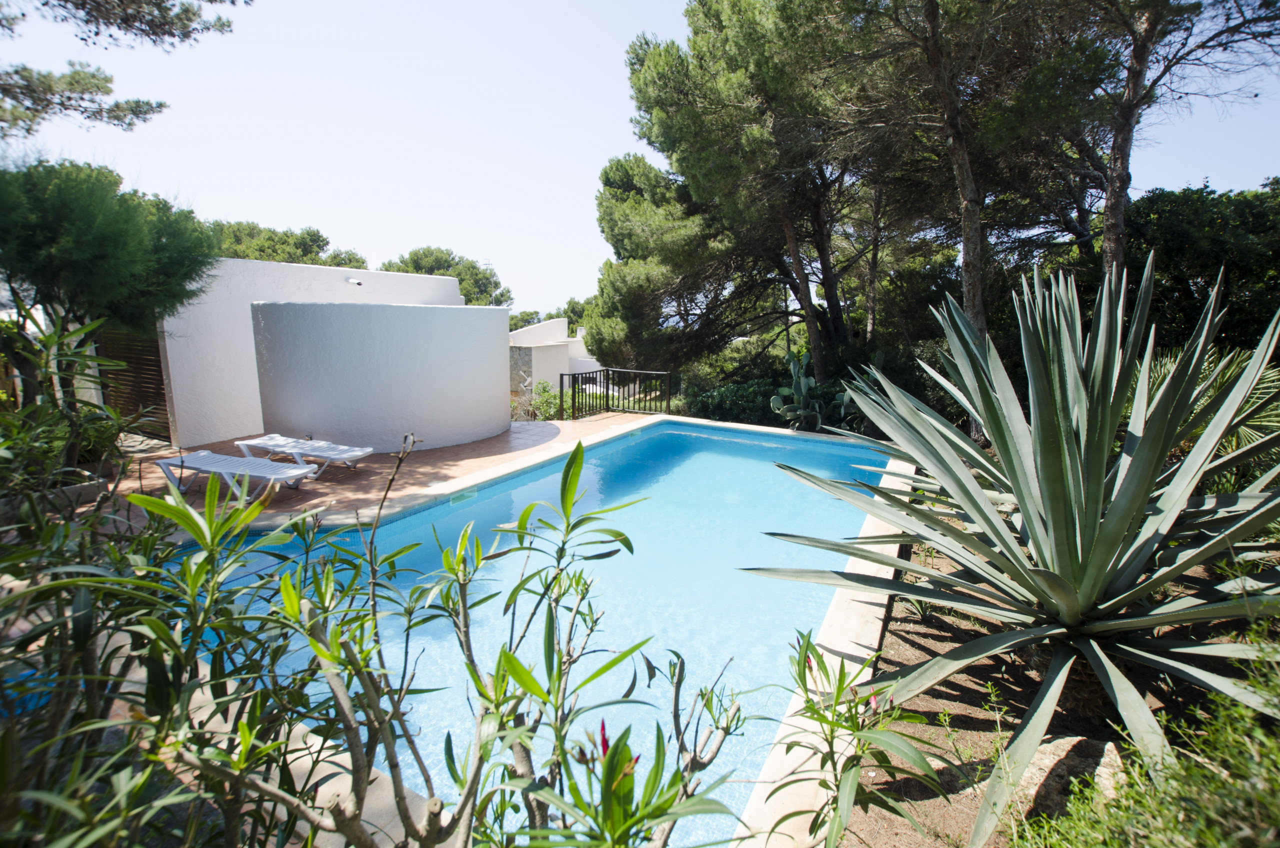 Rent Villa in Cala Morell Menorca Ses Roques Vermelles picture-0