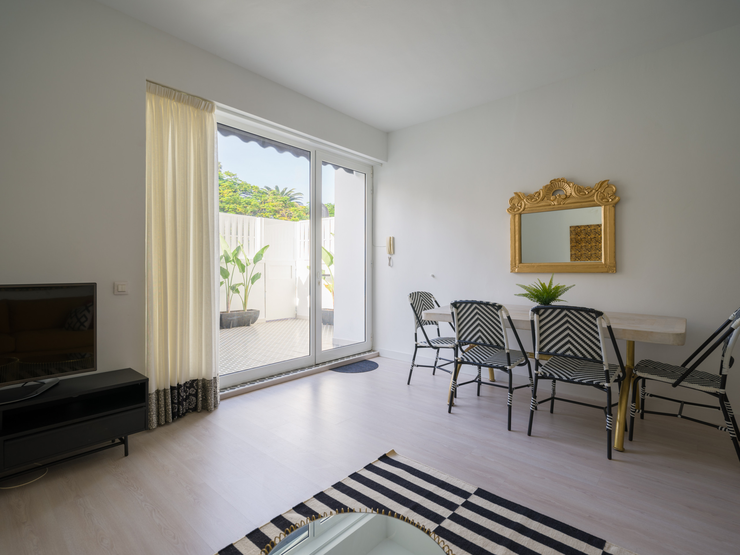 Rent Town house in Las Palmas de Gran Canaria Cosmopolitan Design  By CanariasGetaway picture-15