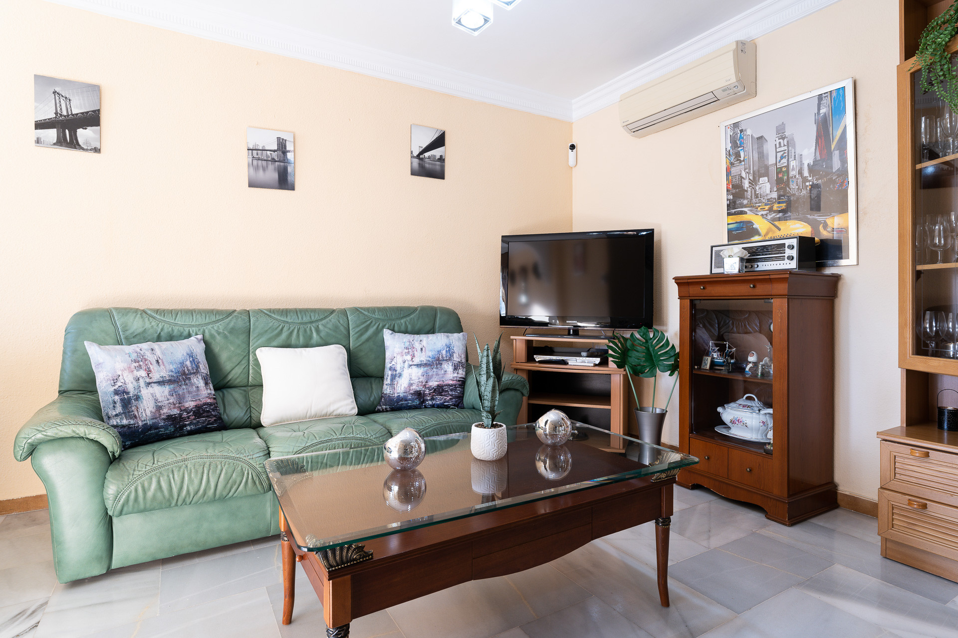 Rent Apartment in Torremolinos MalagaSuite Sotomar Apartment picture-3