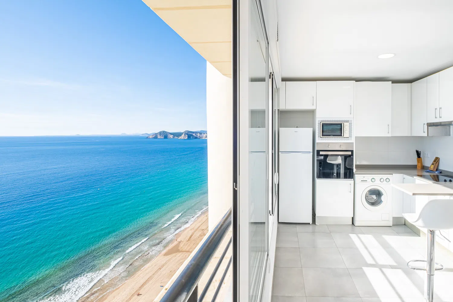 Alquilar Apartamento en Benidorm Torre Levante 24-B imagen-2