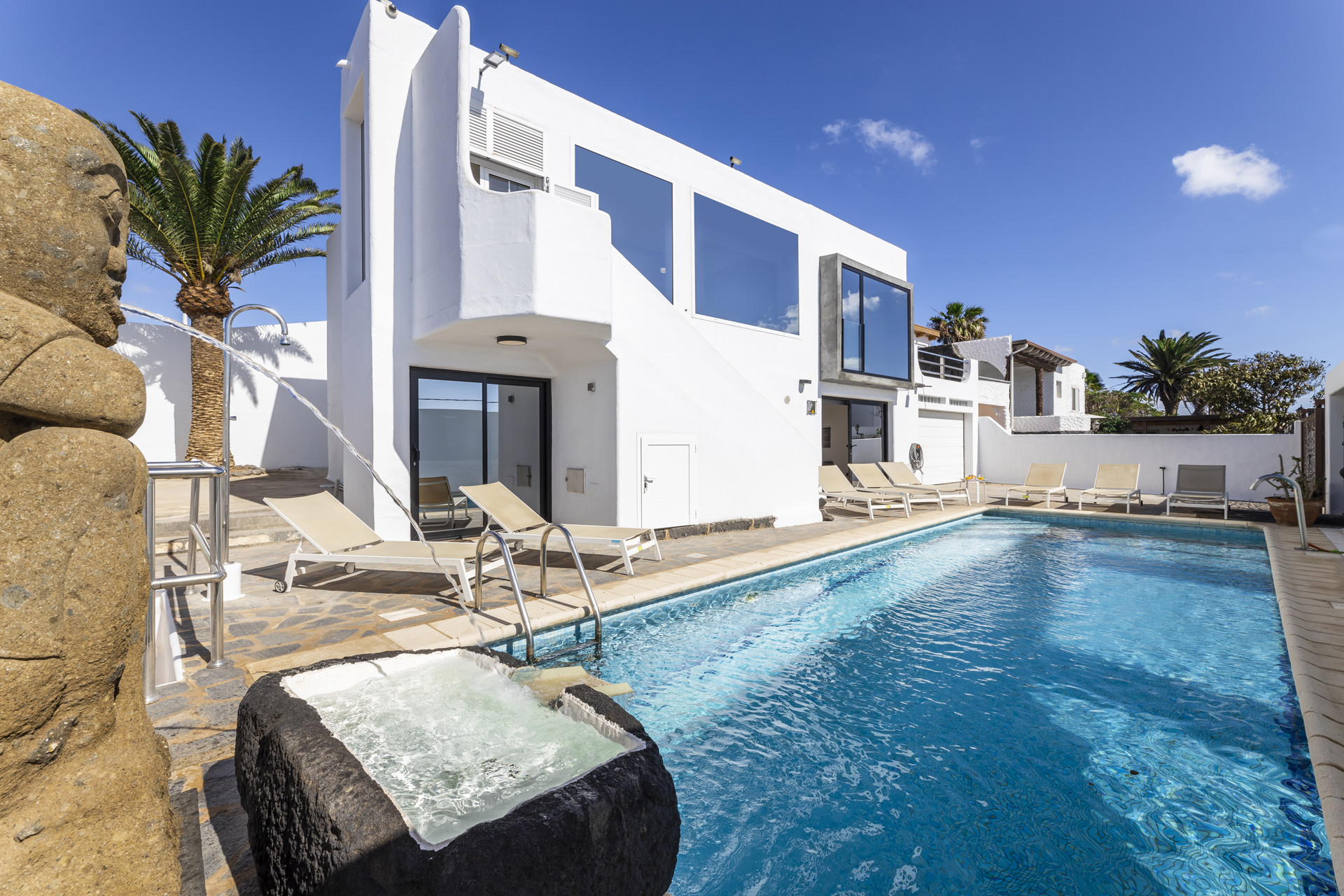 Rent Villa in Arrecife Villa Atlantico - Villasexperience picture-7