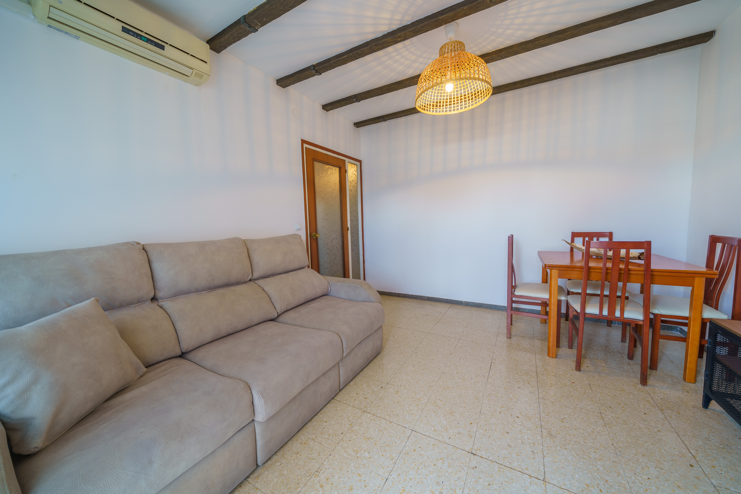 Alquilar Apartamento en Pineda de Mar HomeHolidaysRentals Elimar - Costa Barcelona imagen-3