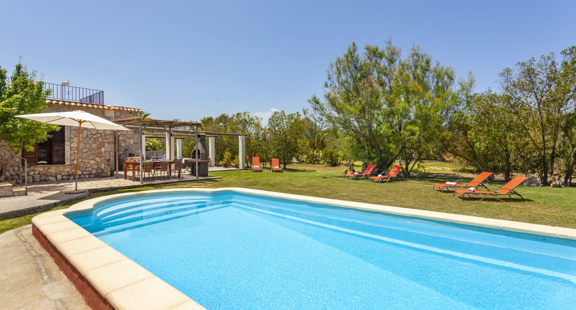 Rent Villa in Pollensa Villa Les Palmeres picture-0