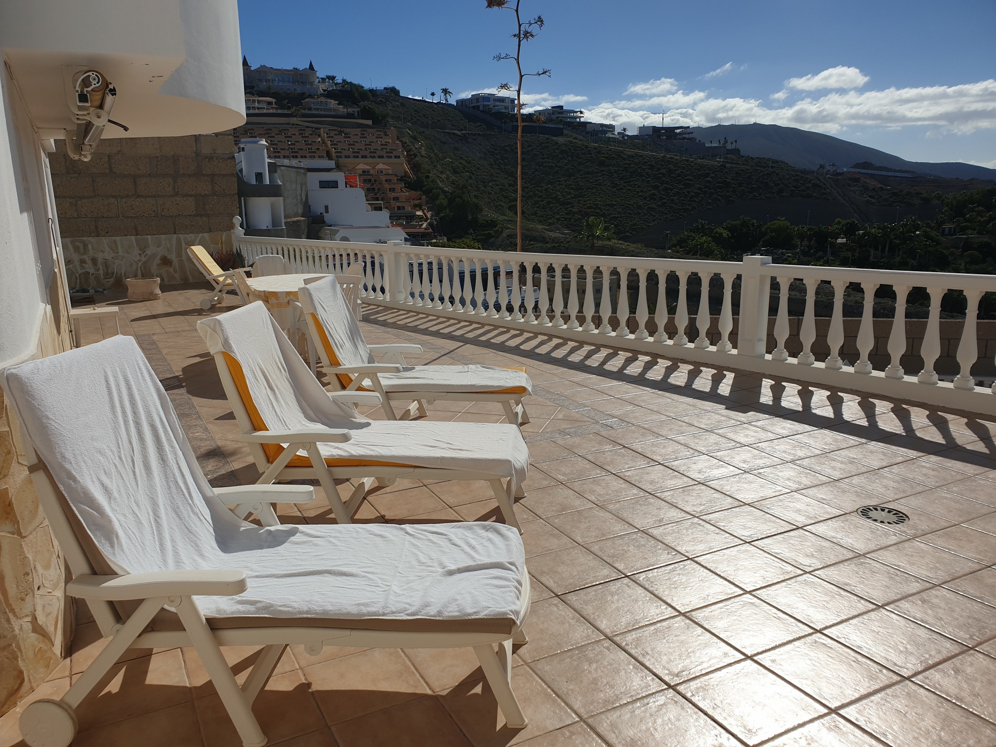 Alquilar Casa en Costa Adeje Ferienhaus El Musgo mit Meerblick und Pool imagen-9