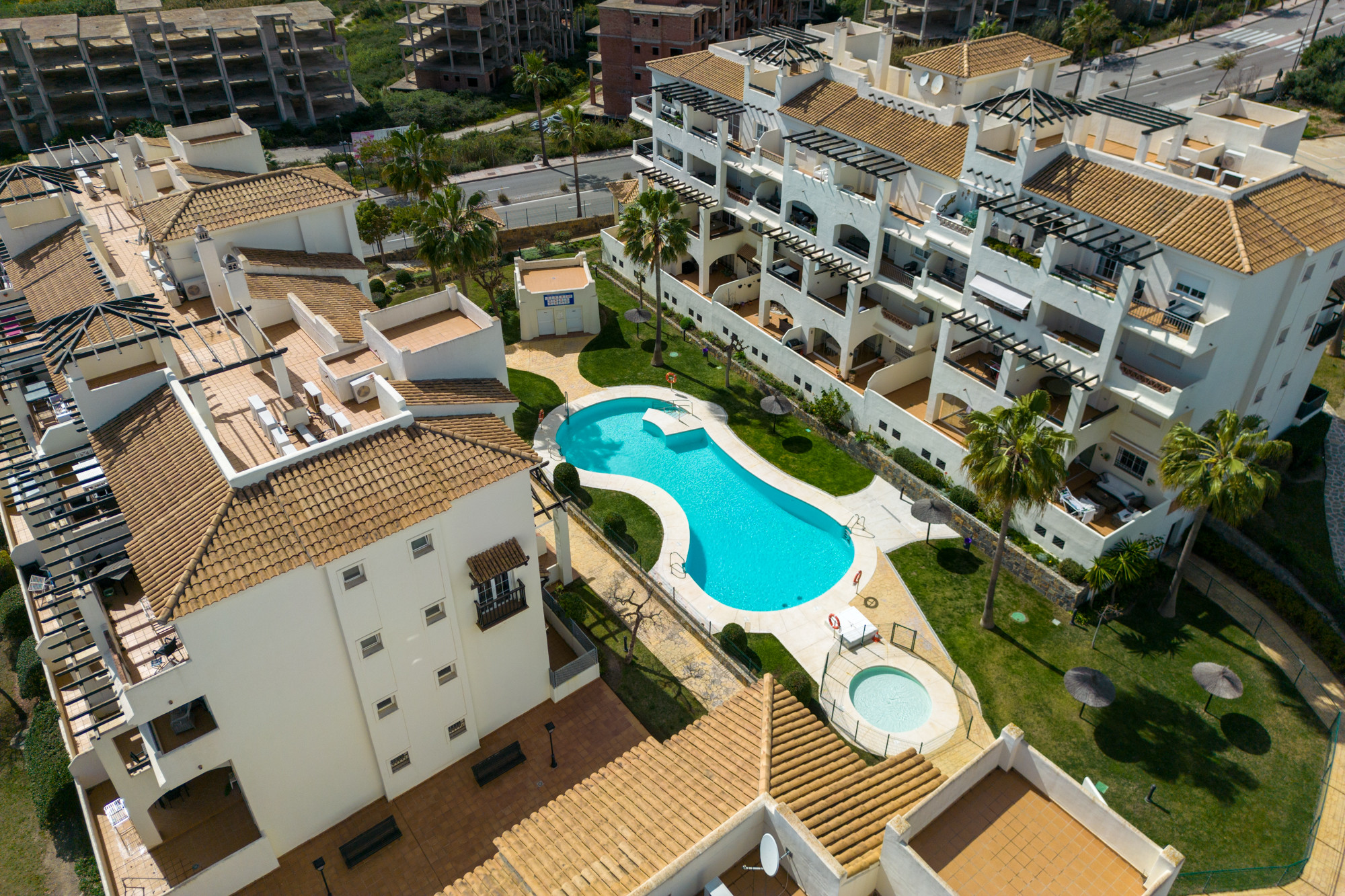 Alquilar Apartamento en  Nice apartment close to Duquesa Golf and Beach imagen-1