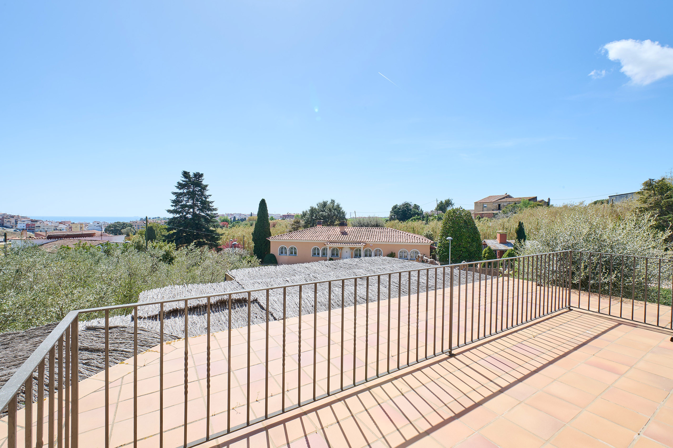 Rent Villa in Blanes Francina picture-8