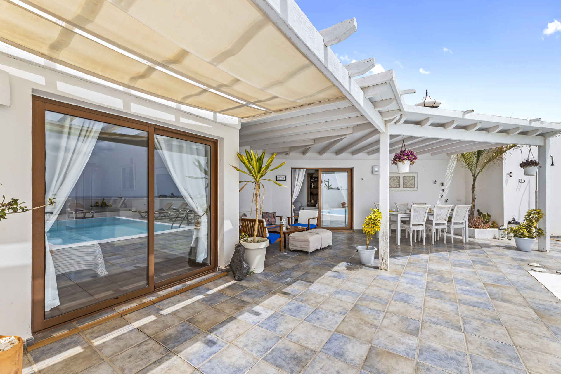 Rent Villa in Playa Blanca Villa Flora - Villasexperience picture-7