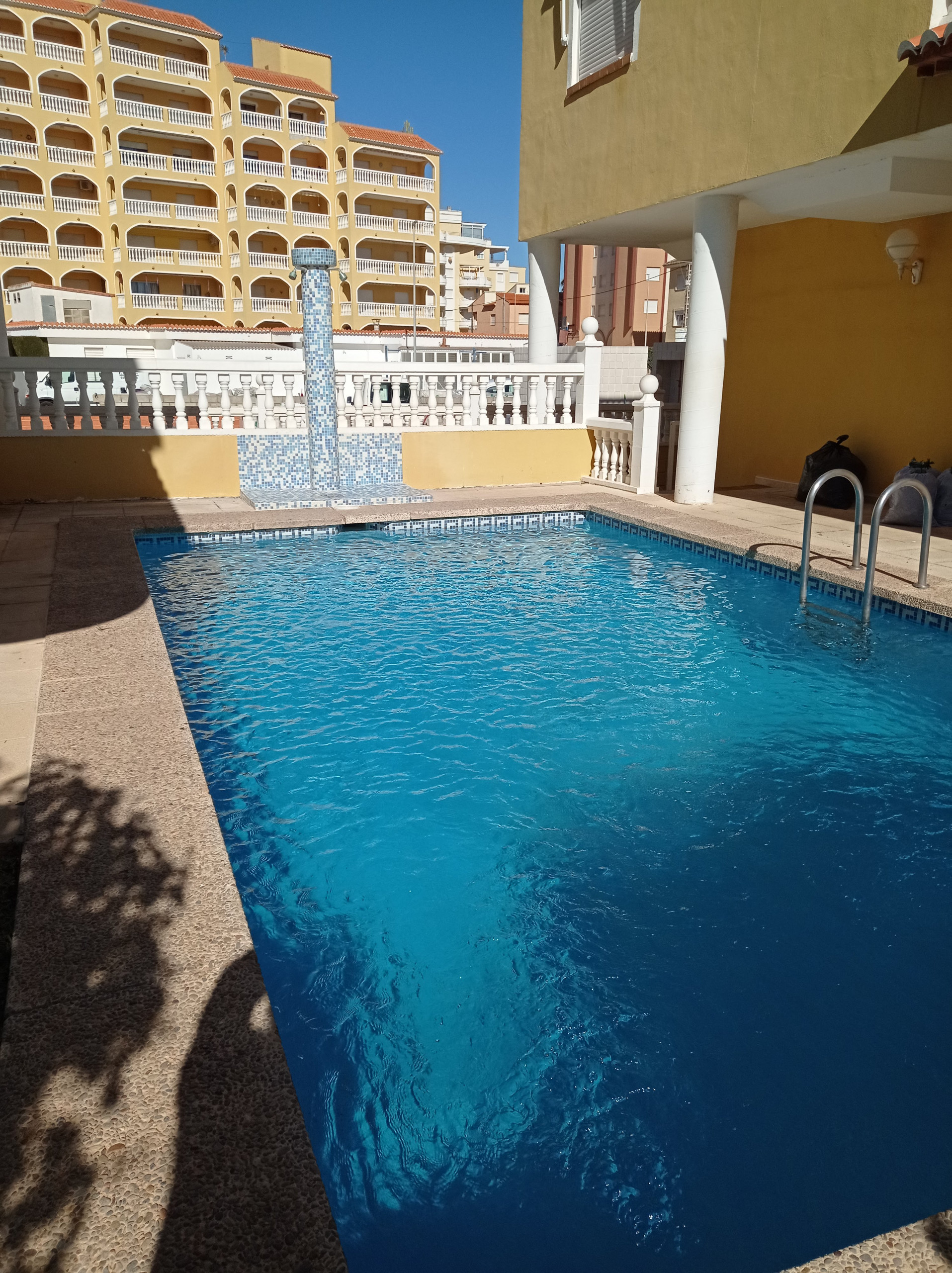 Rent Apartment in  Xaloc bl.B 2º pta 5 picture-4