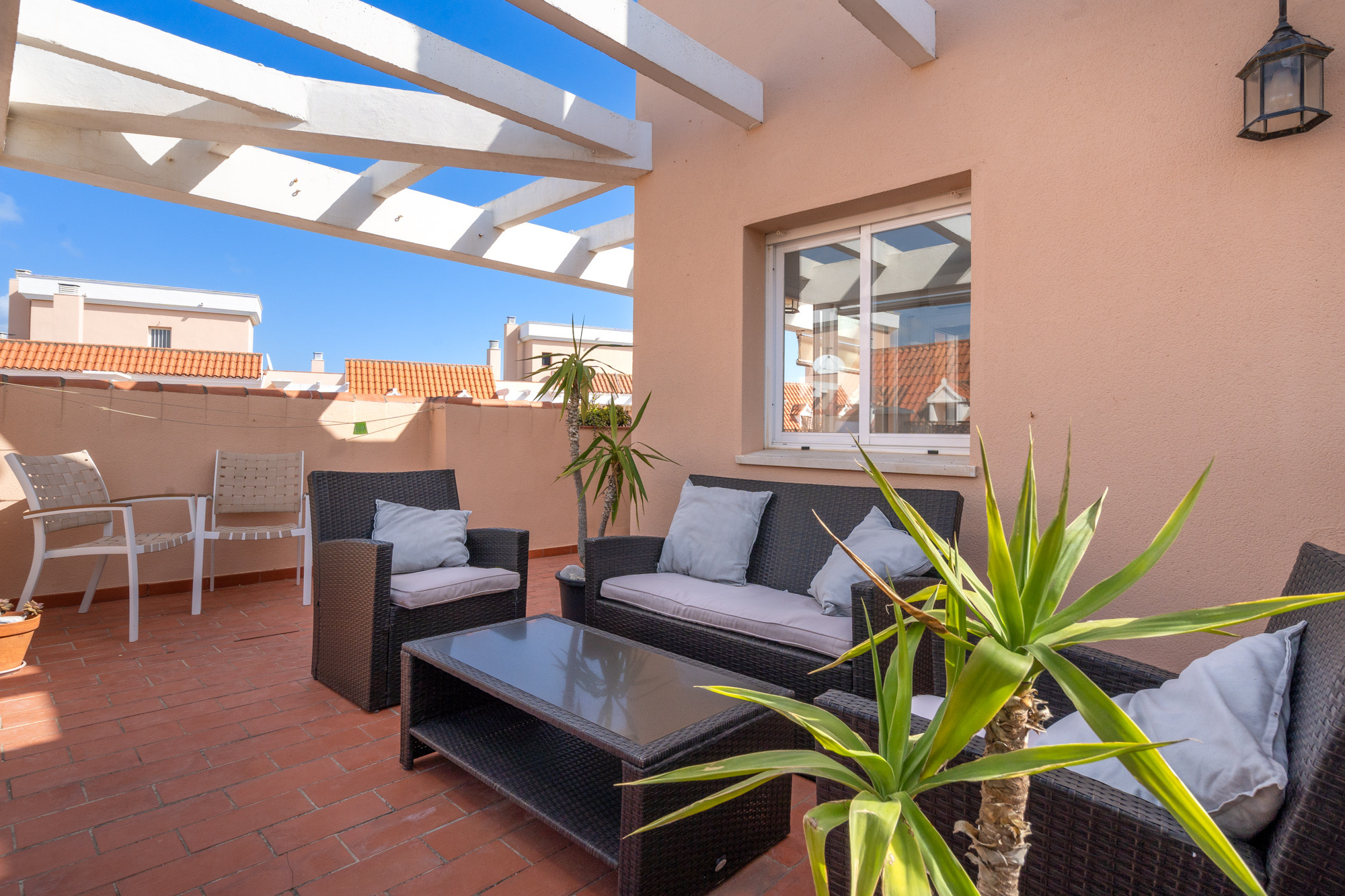 Rent Apartment in  Rooftop 2 bedroom apt in Sabinillas picture-2