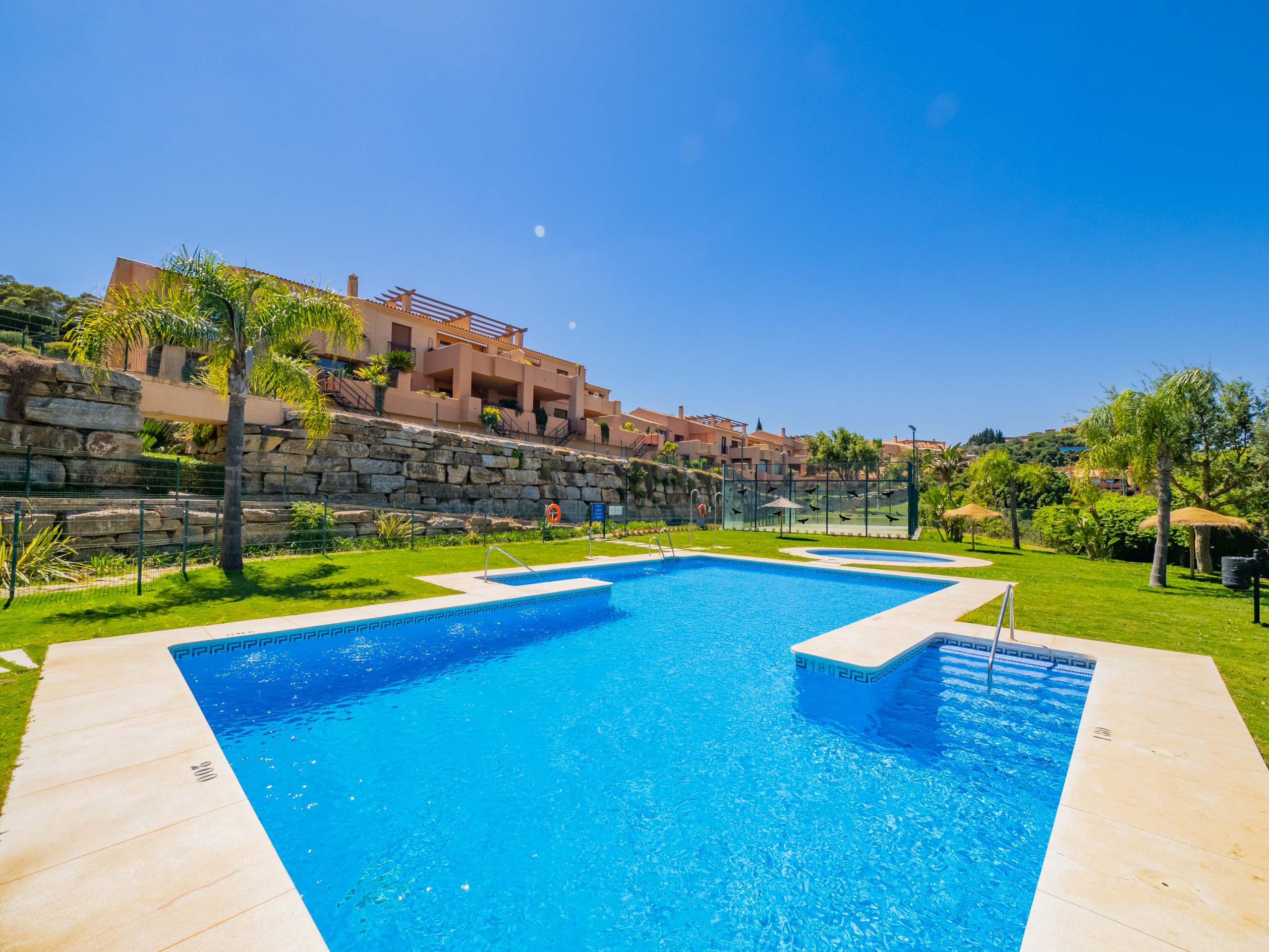 Rent Apartment in Ojen Cubo's Marbella Hills View Golf picture-2