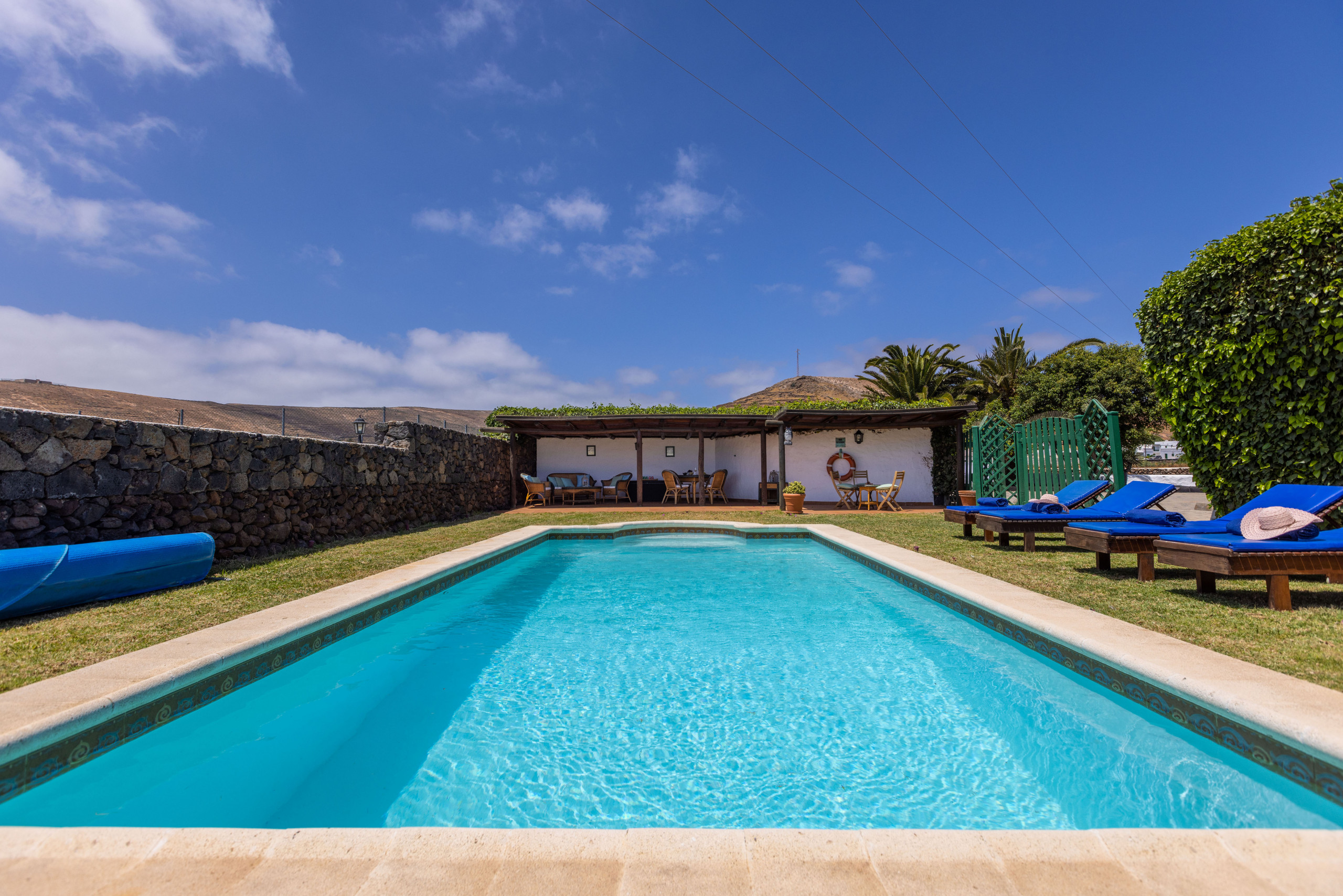 Rent Rural House in Costa Teguise EL BARRANCO picture-1