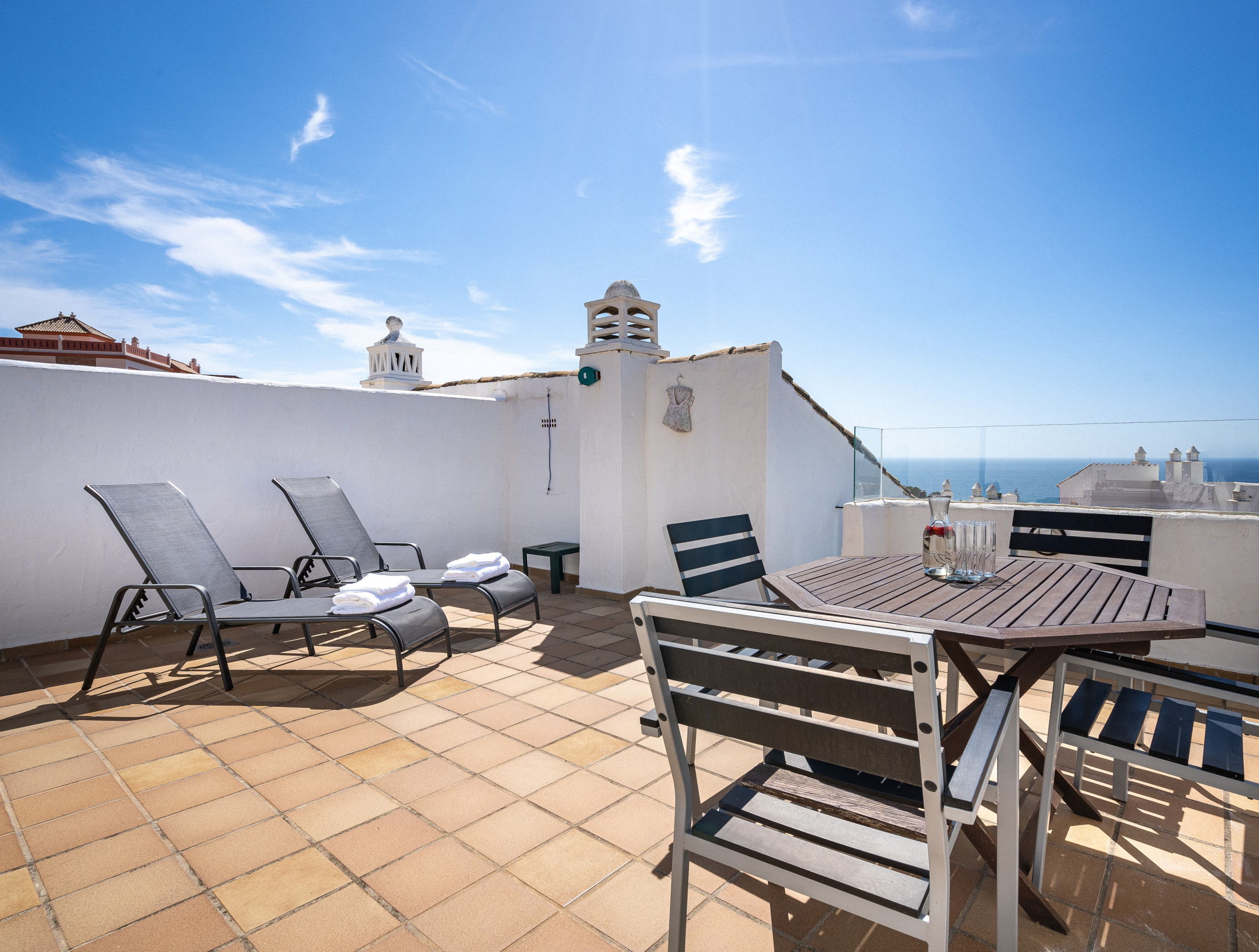 Alquilar Apartamento en Manilva Penthouse with amazing sea views in Duquesa imagen-6