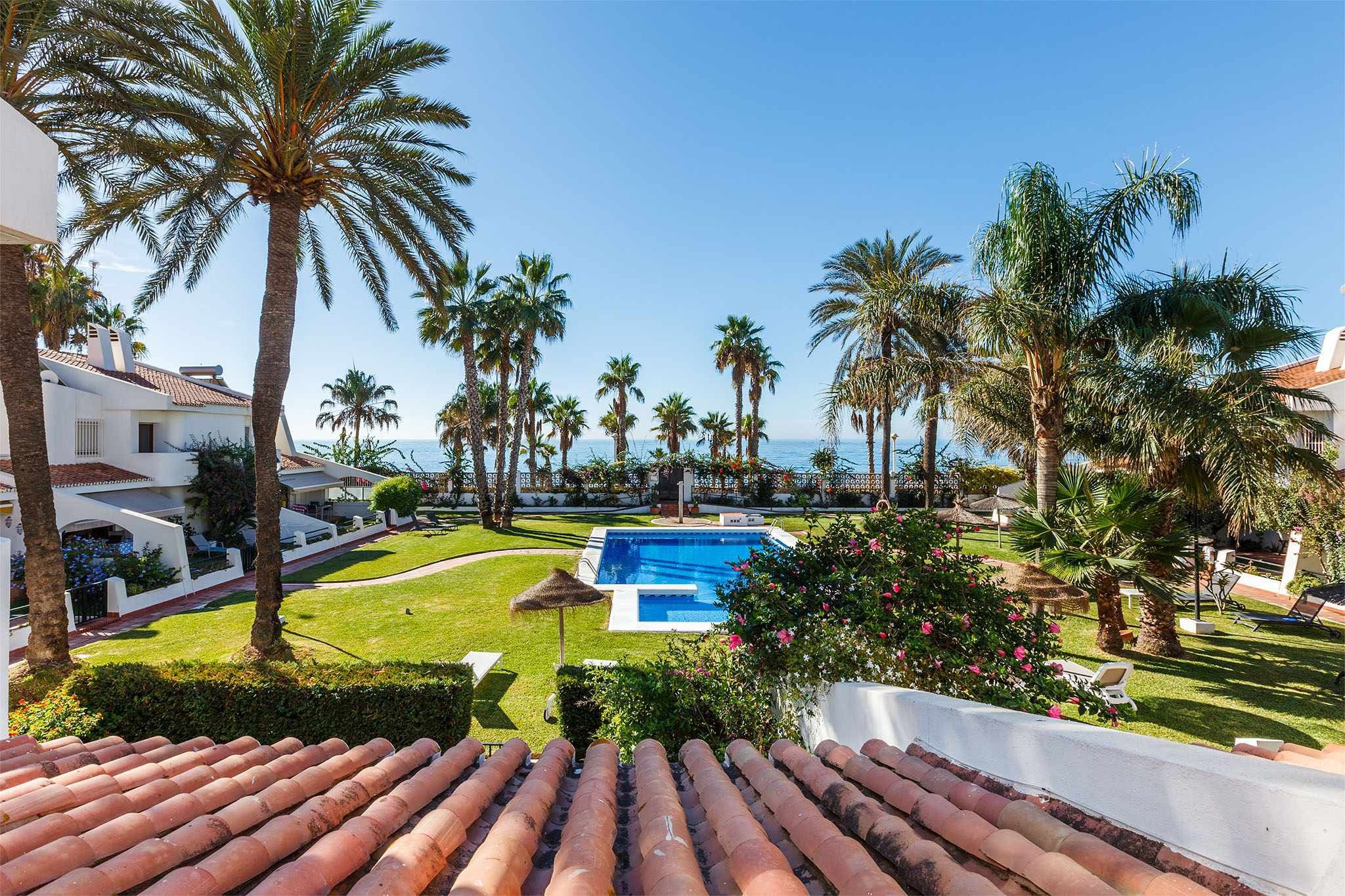 Alquilar Casa adosada en Caleta de Velez A&n Luxury Seaside Traiñas imagen-0