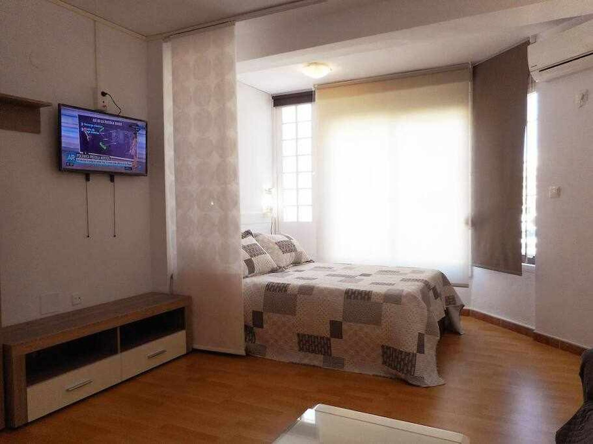 Rent Apartment in Torre del Mar A&N Estudio Plaza, junto a la playa, en el centro picture-6