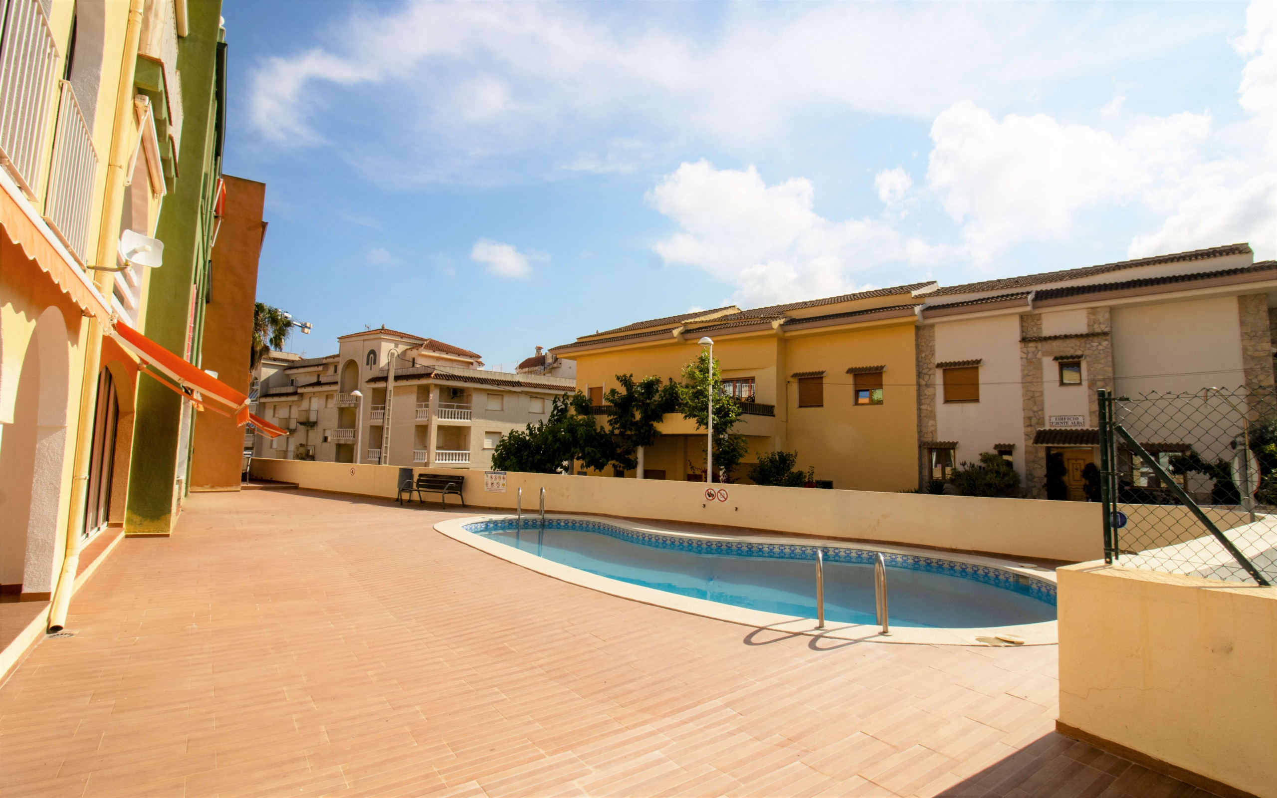 Rent Apartment in  Atico con piscina Playa Cargador Alcoceber picture-2