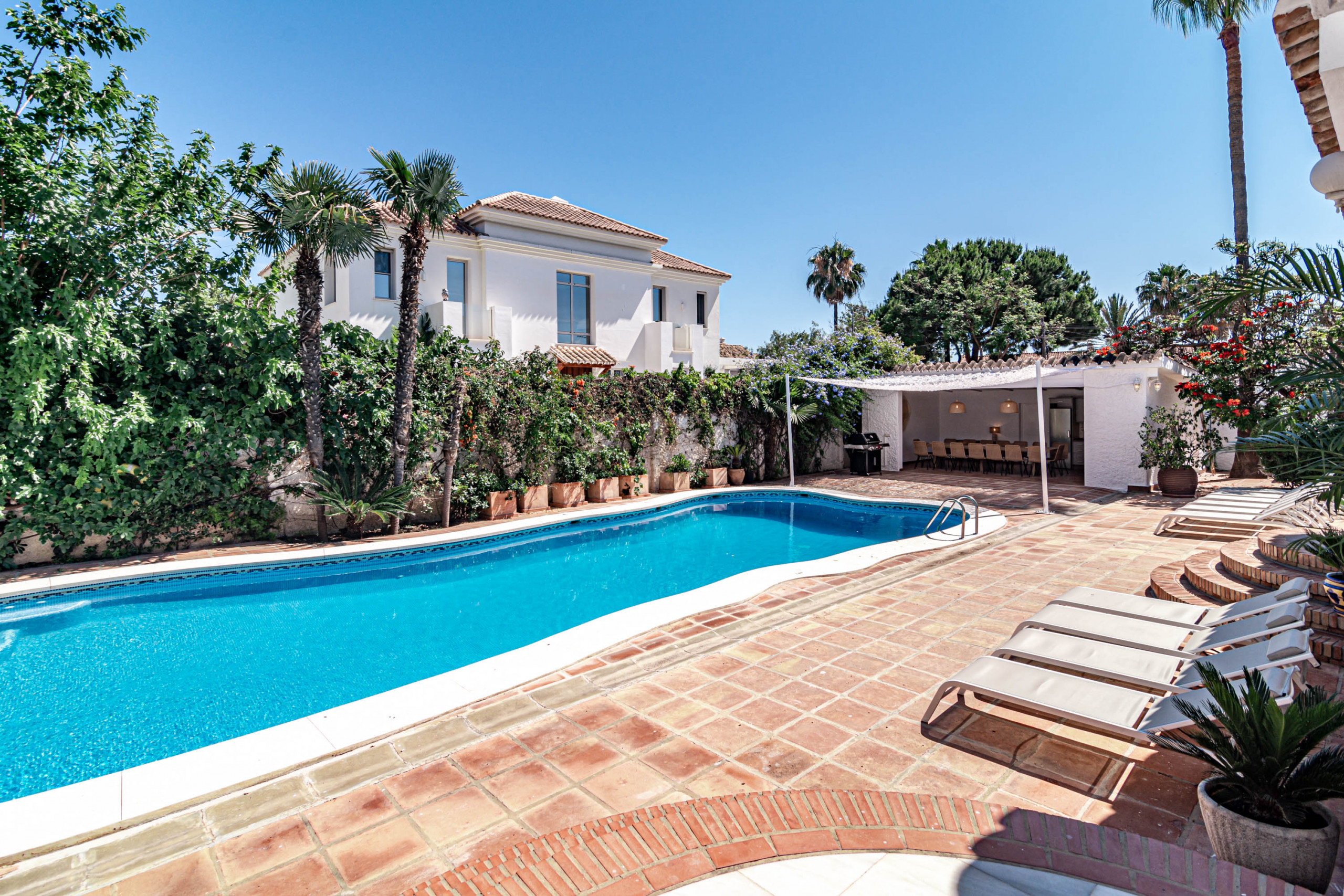 Rent Villa in Marbella Cortijo Blanco Playa Villa picture-12