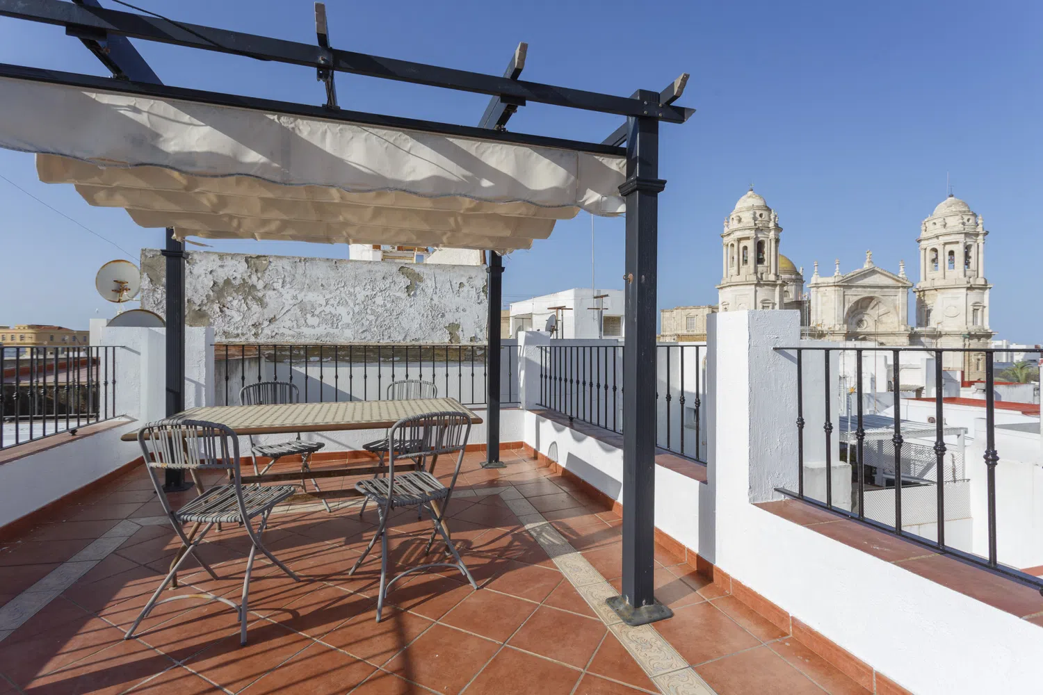 Alquilar Apartamento en Cádiz Atico de los INGLESES by Cadiz4Rentals imagen-25