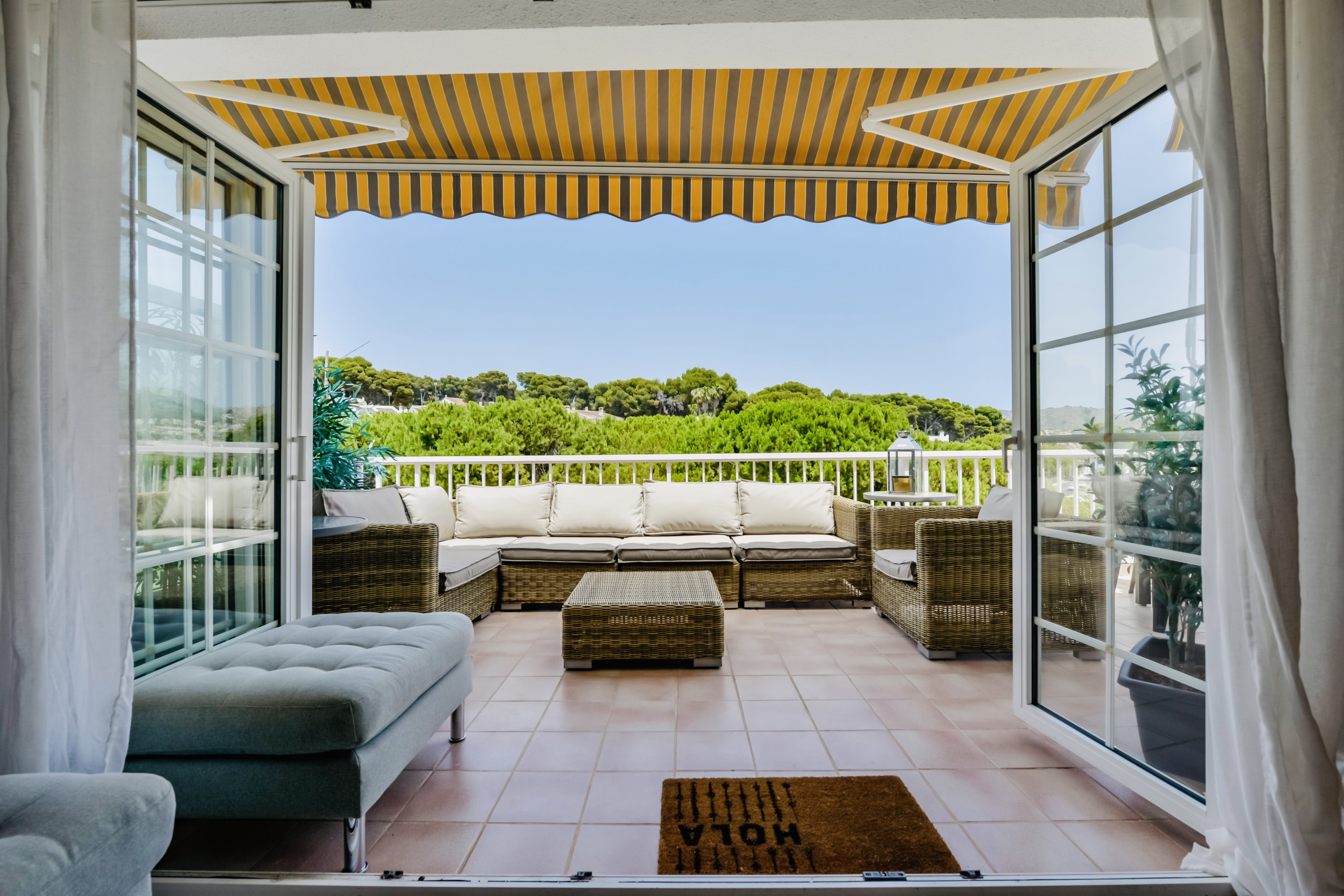 Rent Apartment in Moraira Luxury Apartment Seaside Bay picture-28