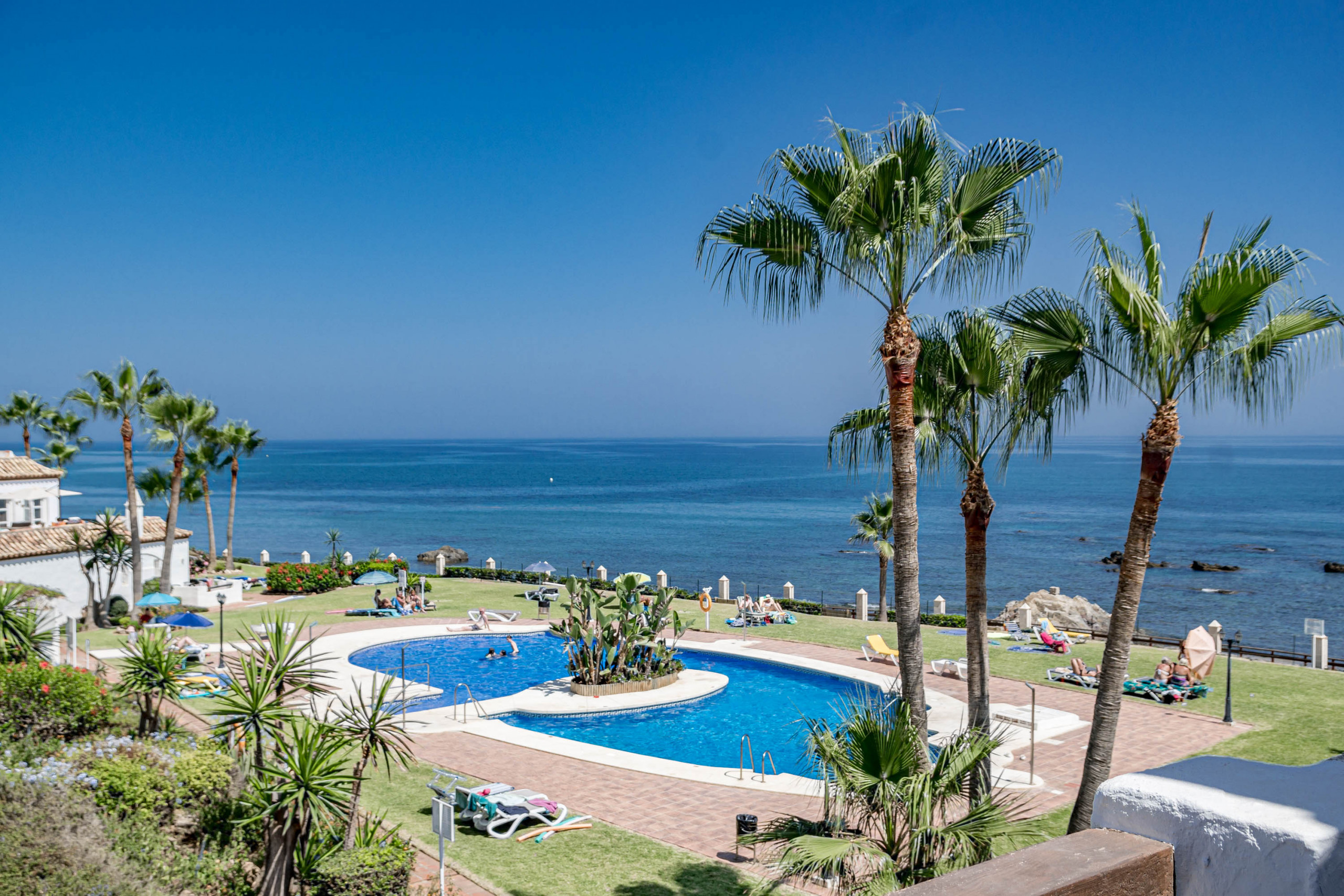 Alquilar Apartamento en Mijas Costa PL- Front line beach apartment in Calahonda imagen-39