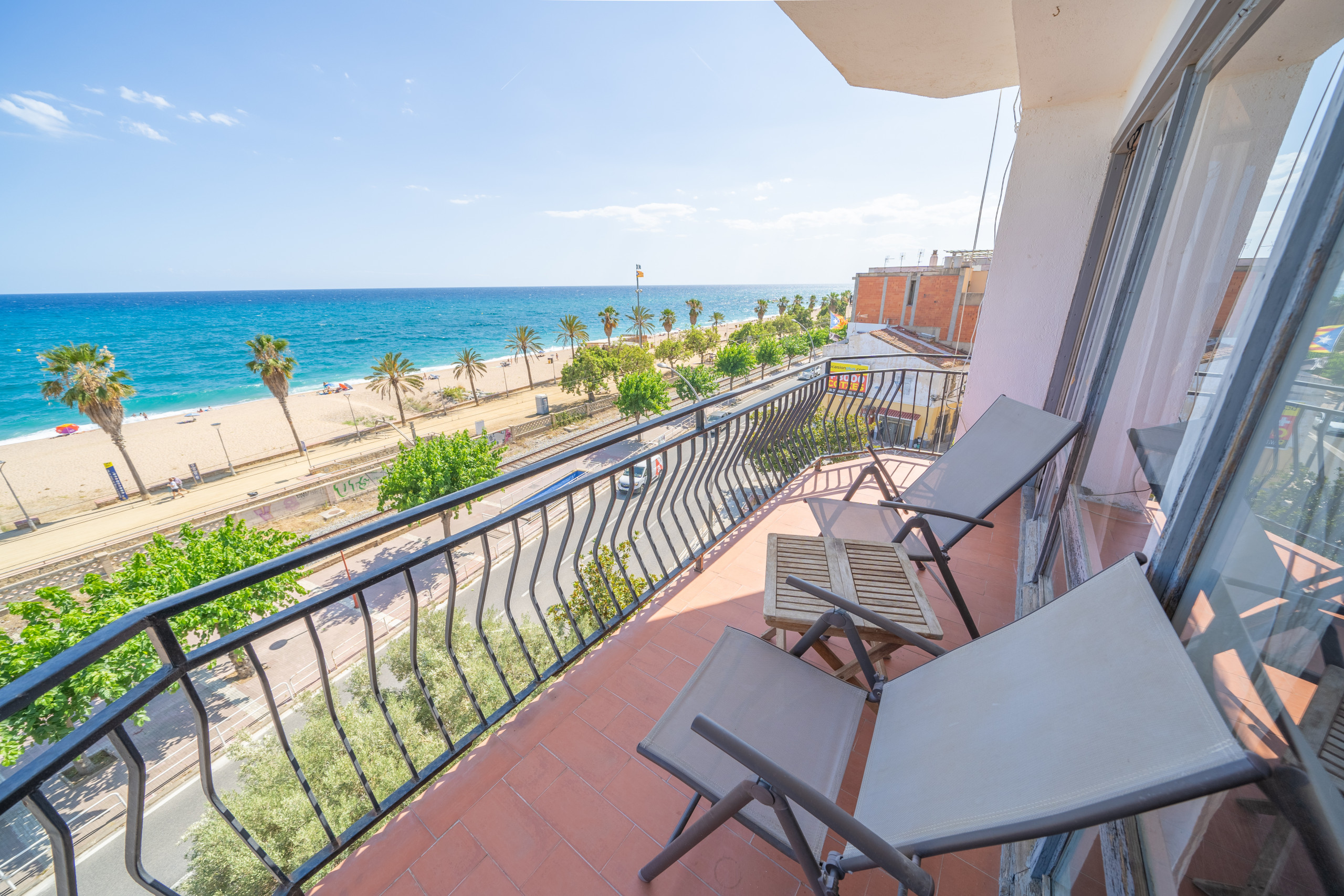 Rent Apartment in Canet de Mar HomeHolidaysRentals Palm Beach - Costa Barcelon picture-33