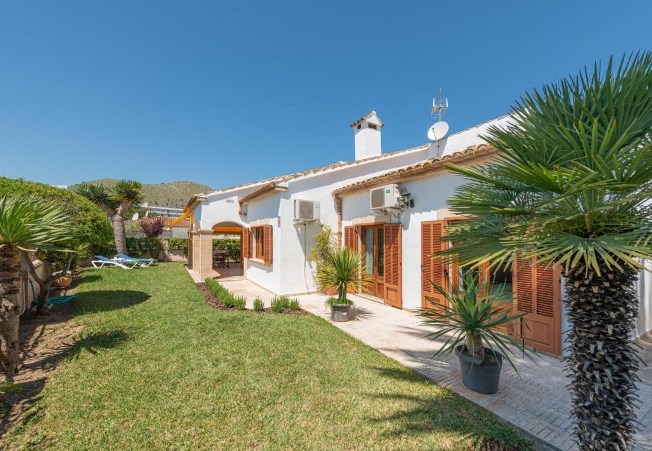 Rent House in Puerto de Alcudia Chalet Cladera Socias picture-0