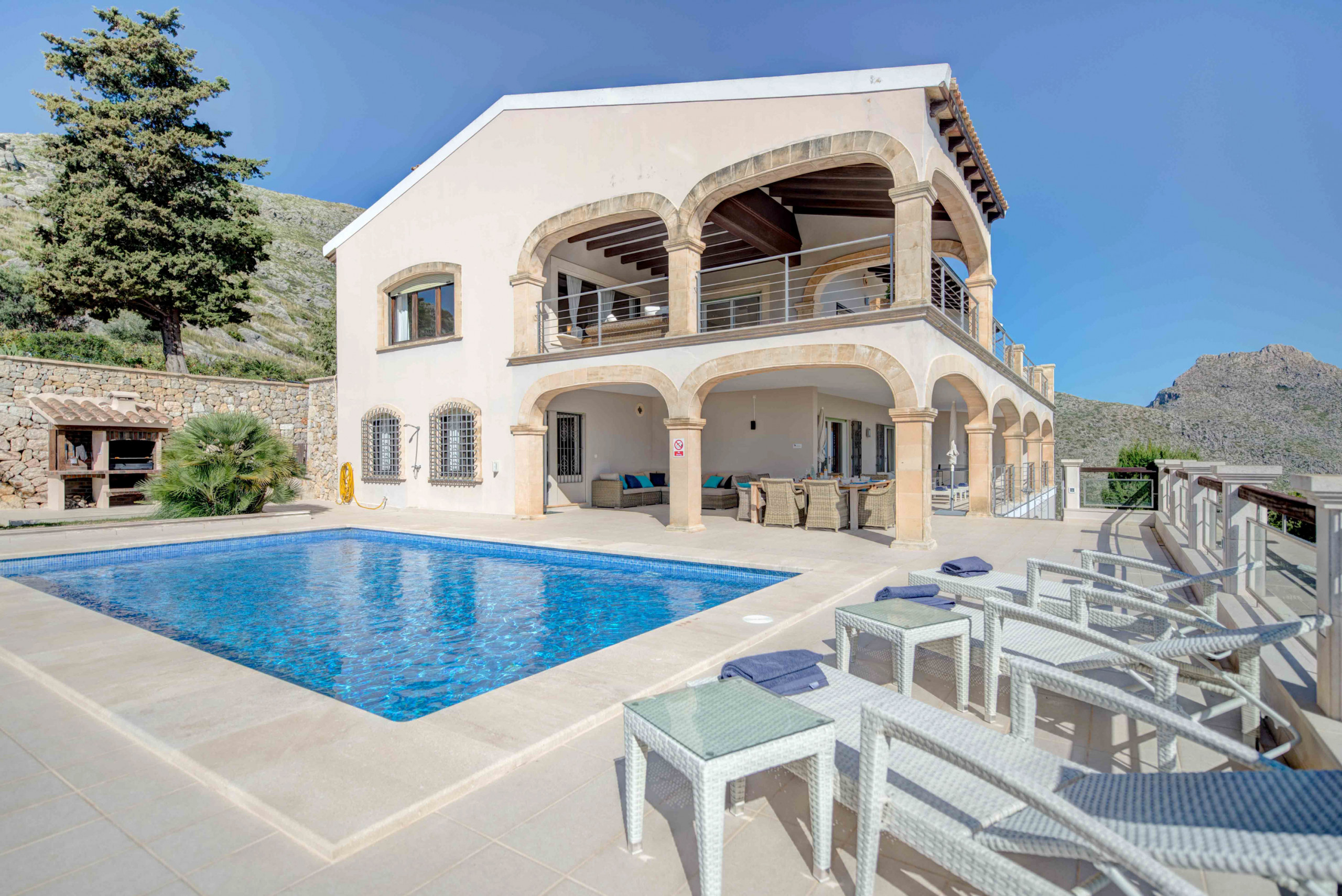 Rent Villa in  Mussol Blau 86, Villa 5StarsHome Mallorca picture-31