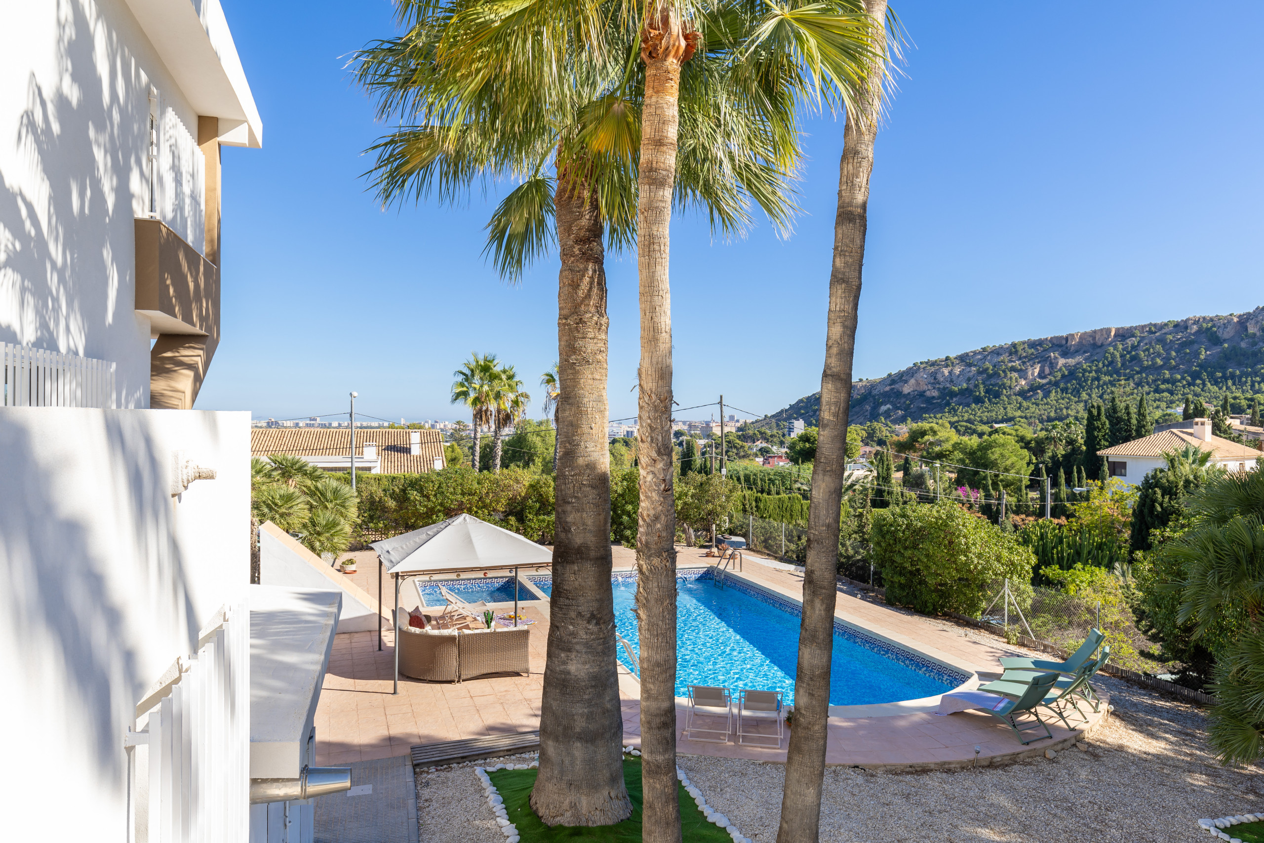 Rent Villa in Alicante Urban Elegance by Fidalsa picture-1