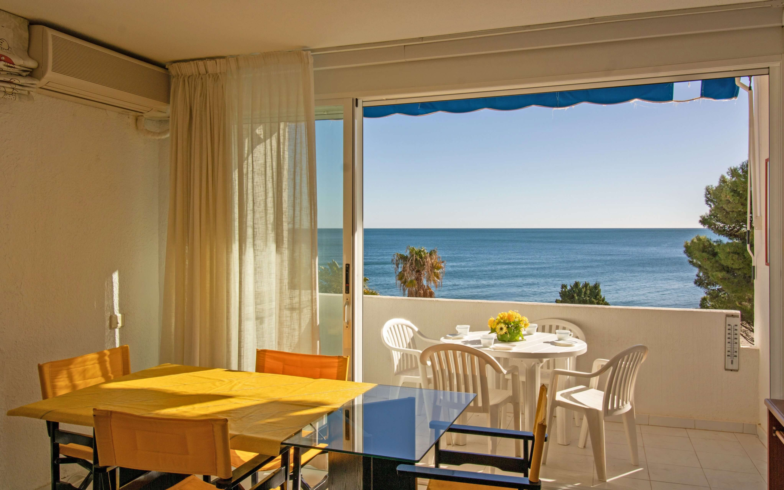 Rent Apartment in  APARTAMENTO FRONTAL AL MAR FONTANA REAL picture-9