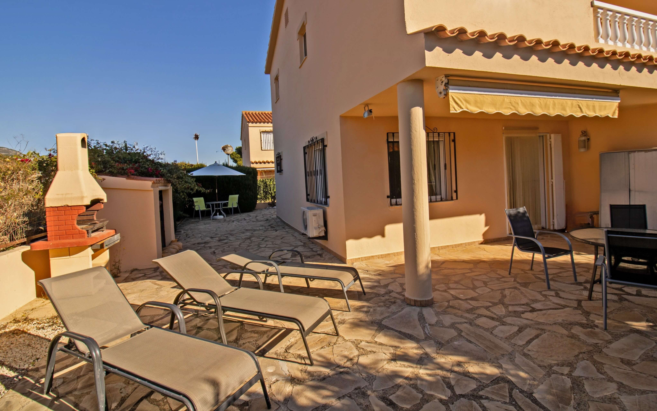 Rent Town house in  CASA INDEPENDIENTE - Playa Cargador - SENIETA picture-0