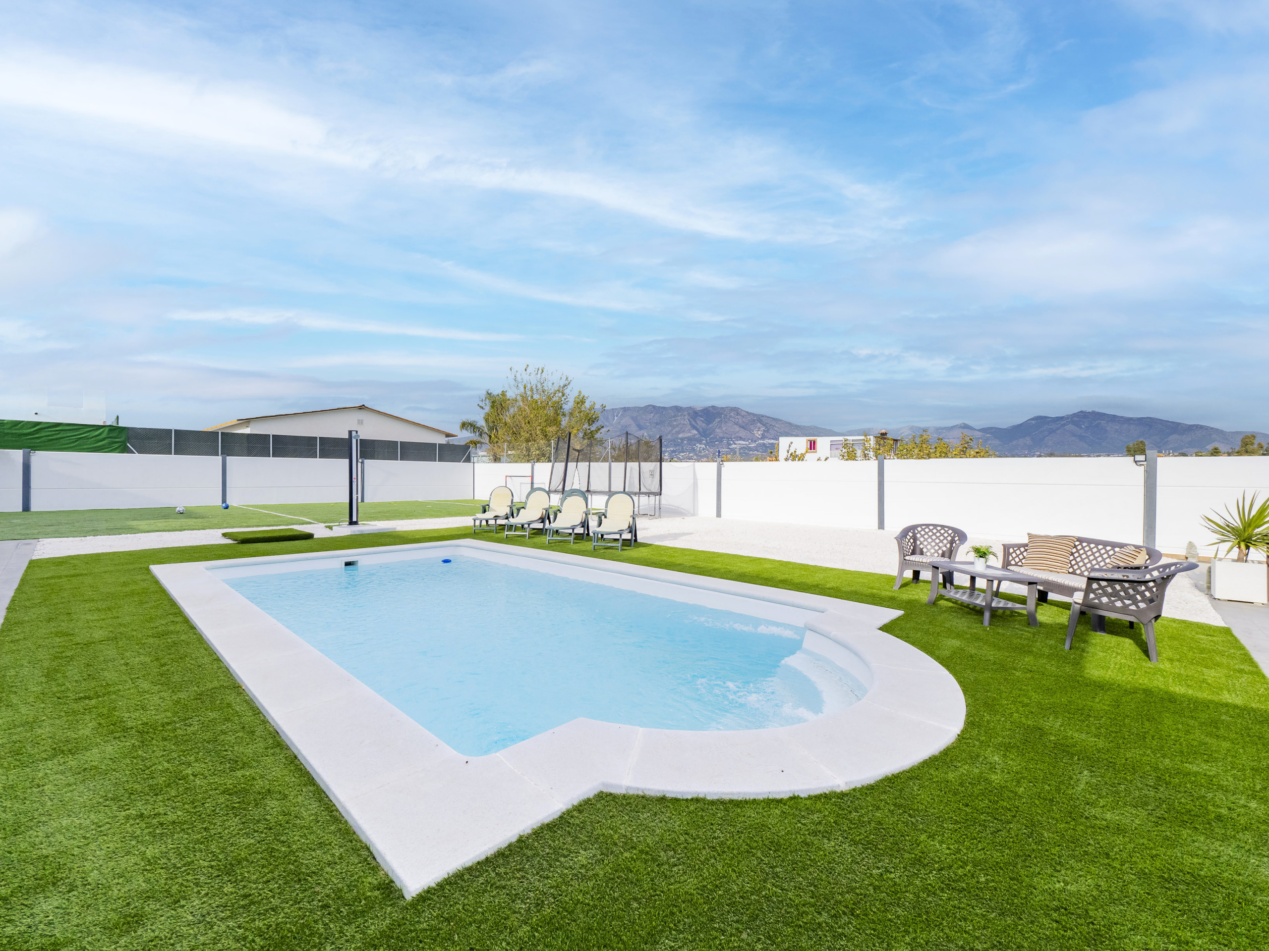 Rent Rural House in Mijas Costa Cubo's Casa Soles & Football field picture-4