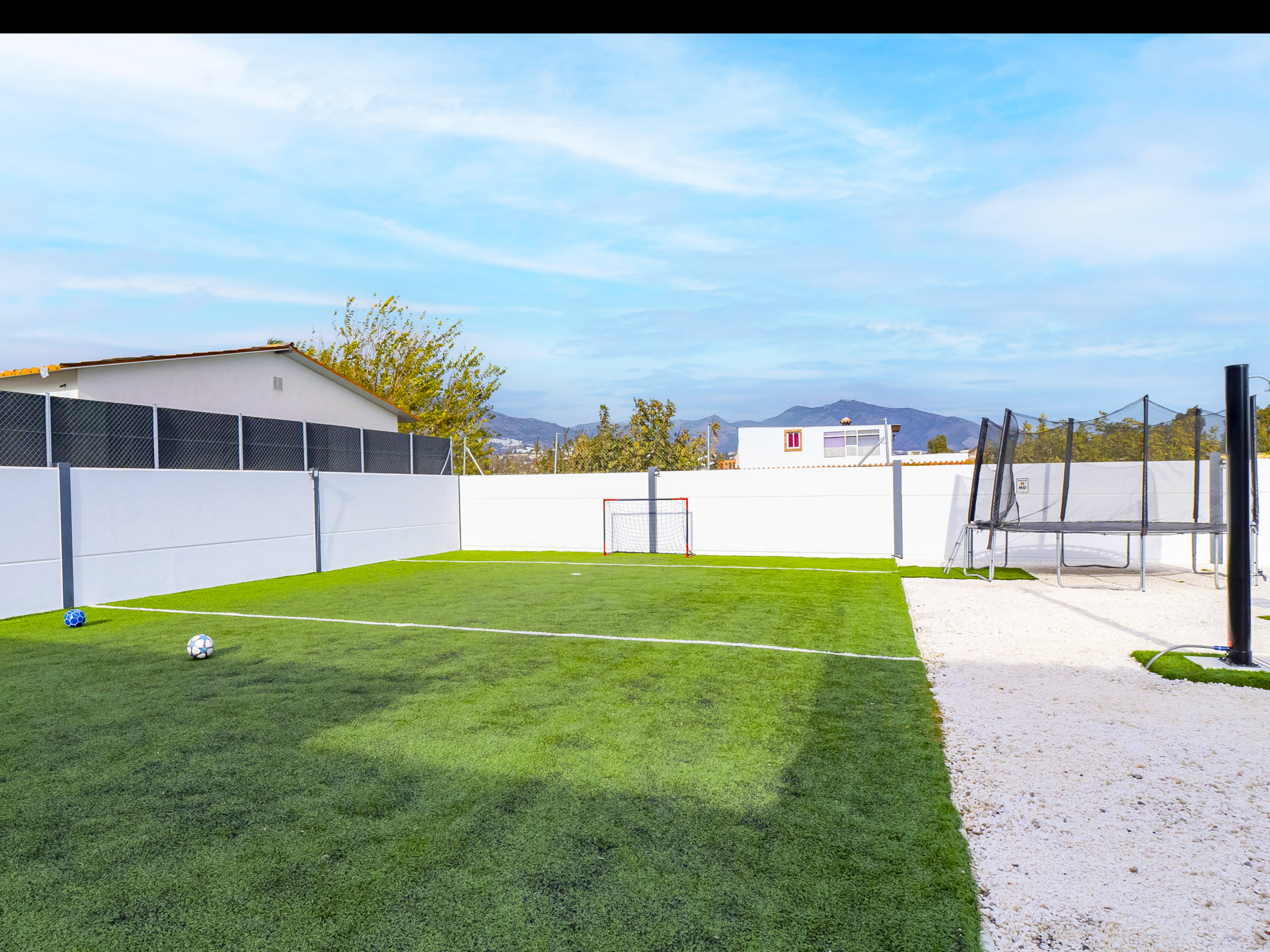 Rent Rural House in Mijas Costa Cubo's Casa Soles & Football field picture-3