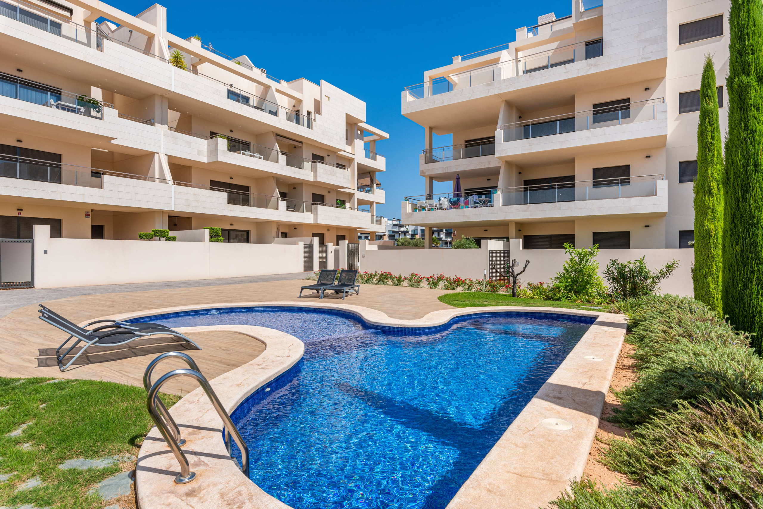 Rent Apartment in Orihuela Costa Turquesa picture-3