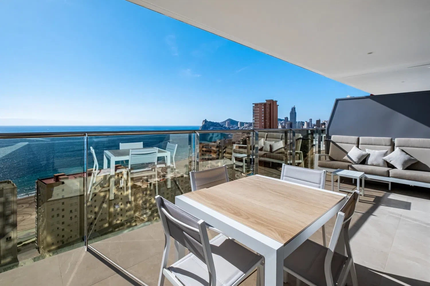 Alquilar Apartamento en Benidorm Sunset Cliffs Deluxe Apartment 8138 Poniente Beach imagen-5