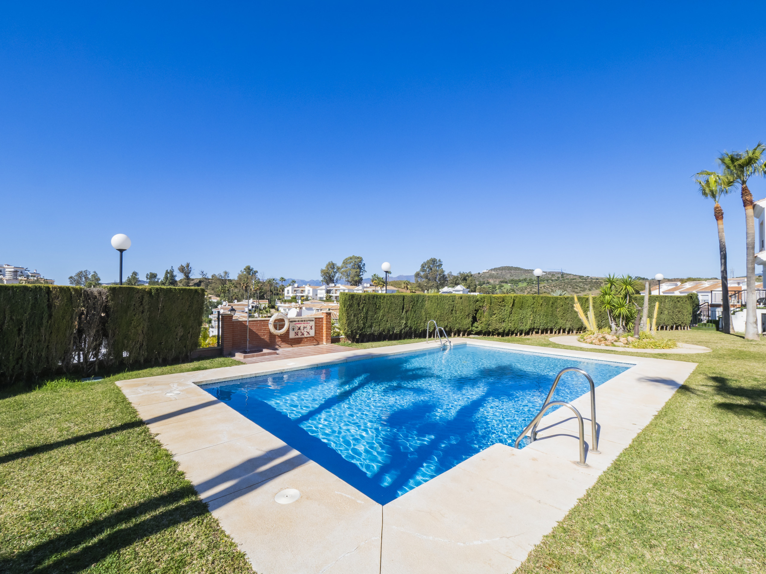 Location Maison jumelée à Mijas Costa Cubo's Chaparral Townhouse & Community Pool photo-2