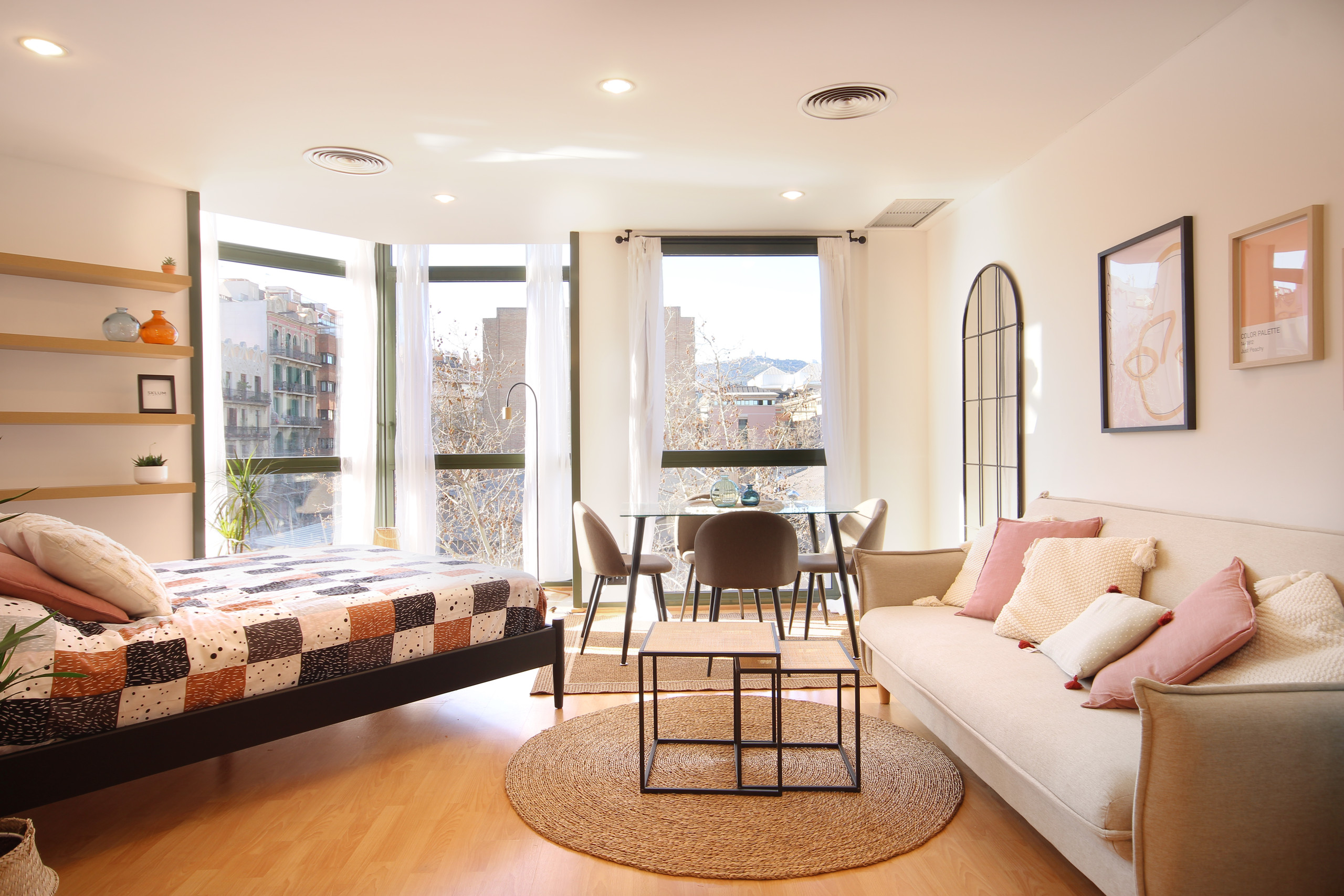 Rent Apartment in Barcelona Loft Calle Mallorca picture-1