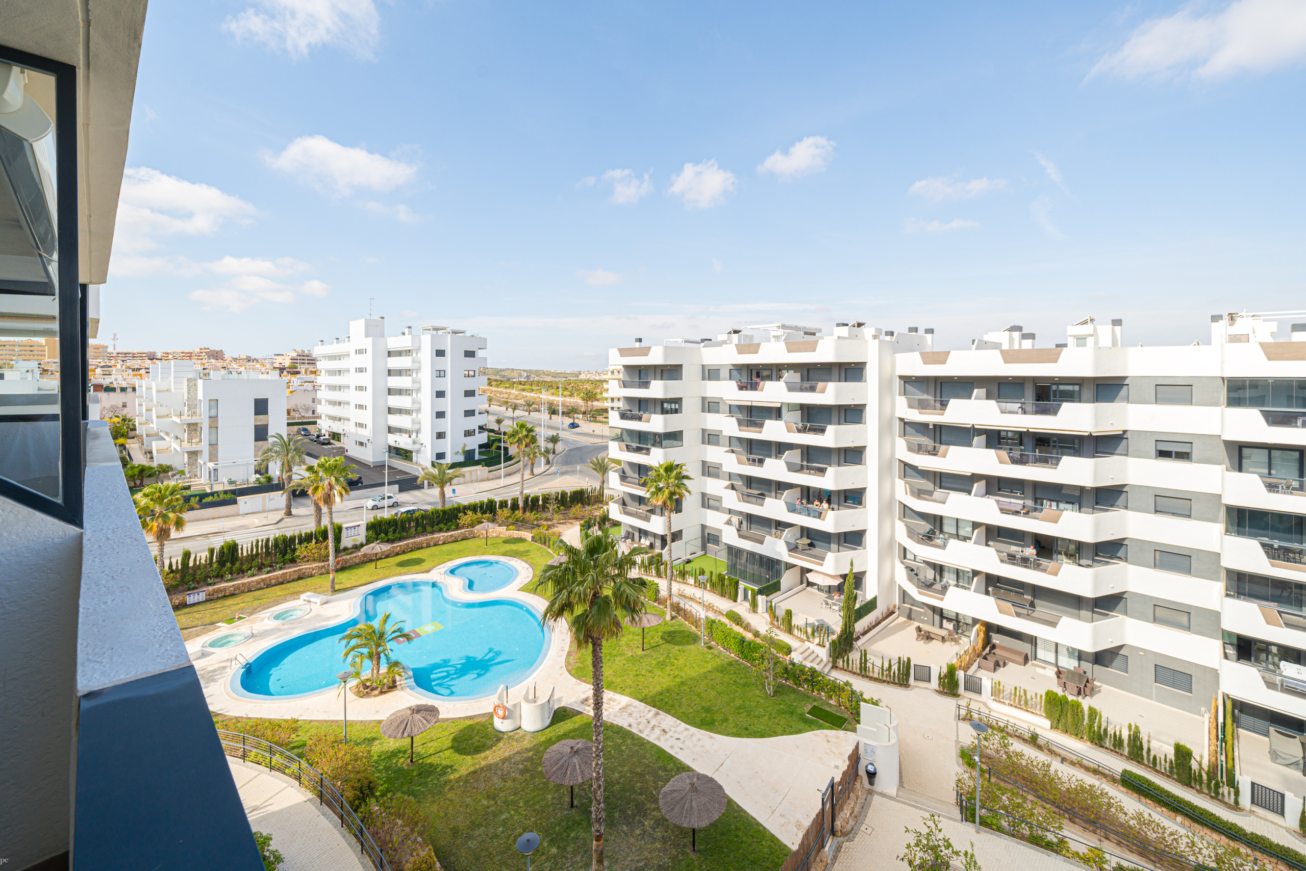 Rent Apartment in Los Arenales del Sol Cocoon picture-0