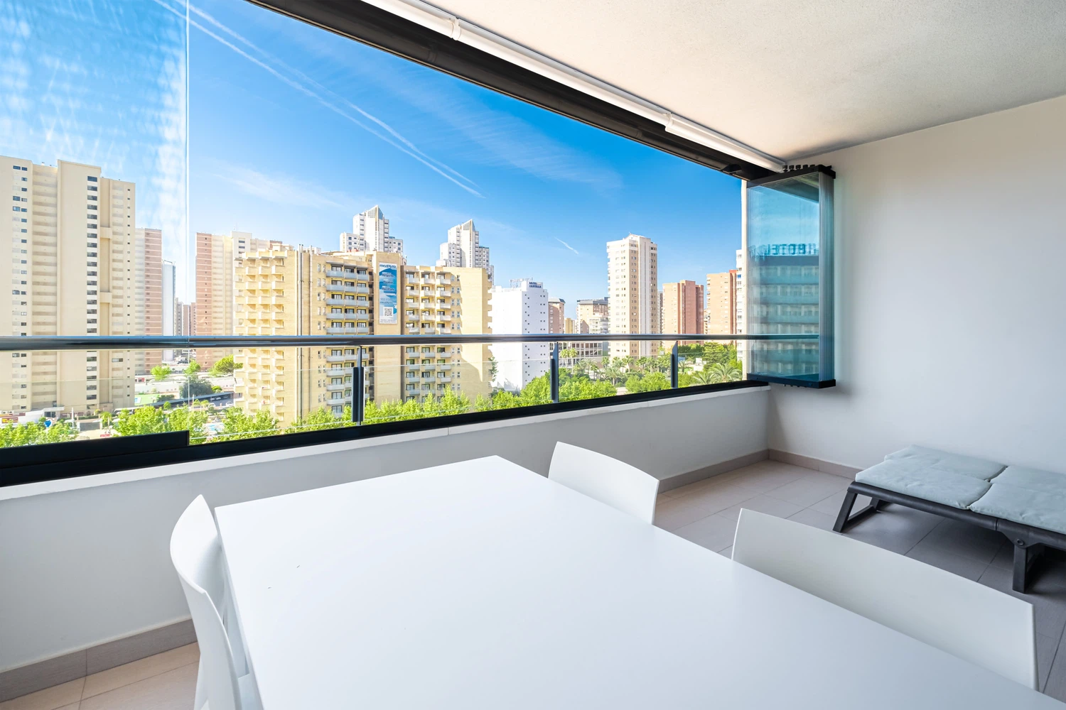 Alquilar Apartamento en Benidorm Torres Doboe 7-2 Apartment Levante Beach imagen-1