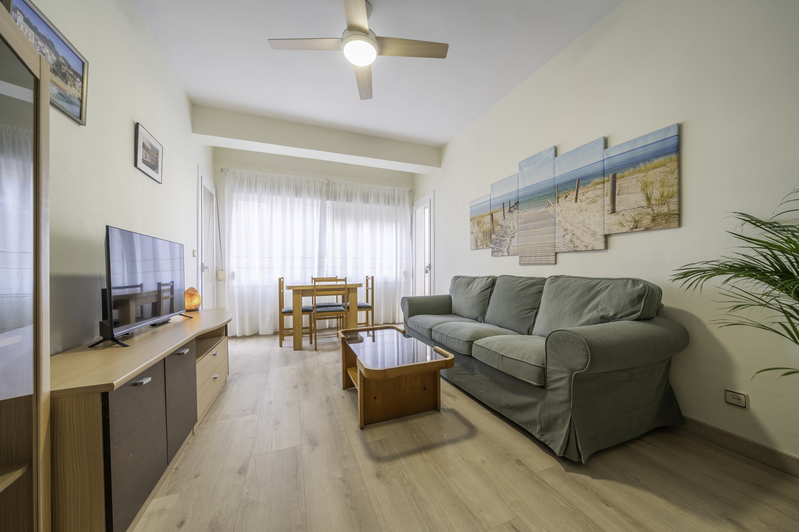 Alquilar Apartamento en Pineda de Mar HomeHolidaysRentals Noa - Costa Barcelona imagen-6