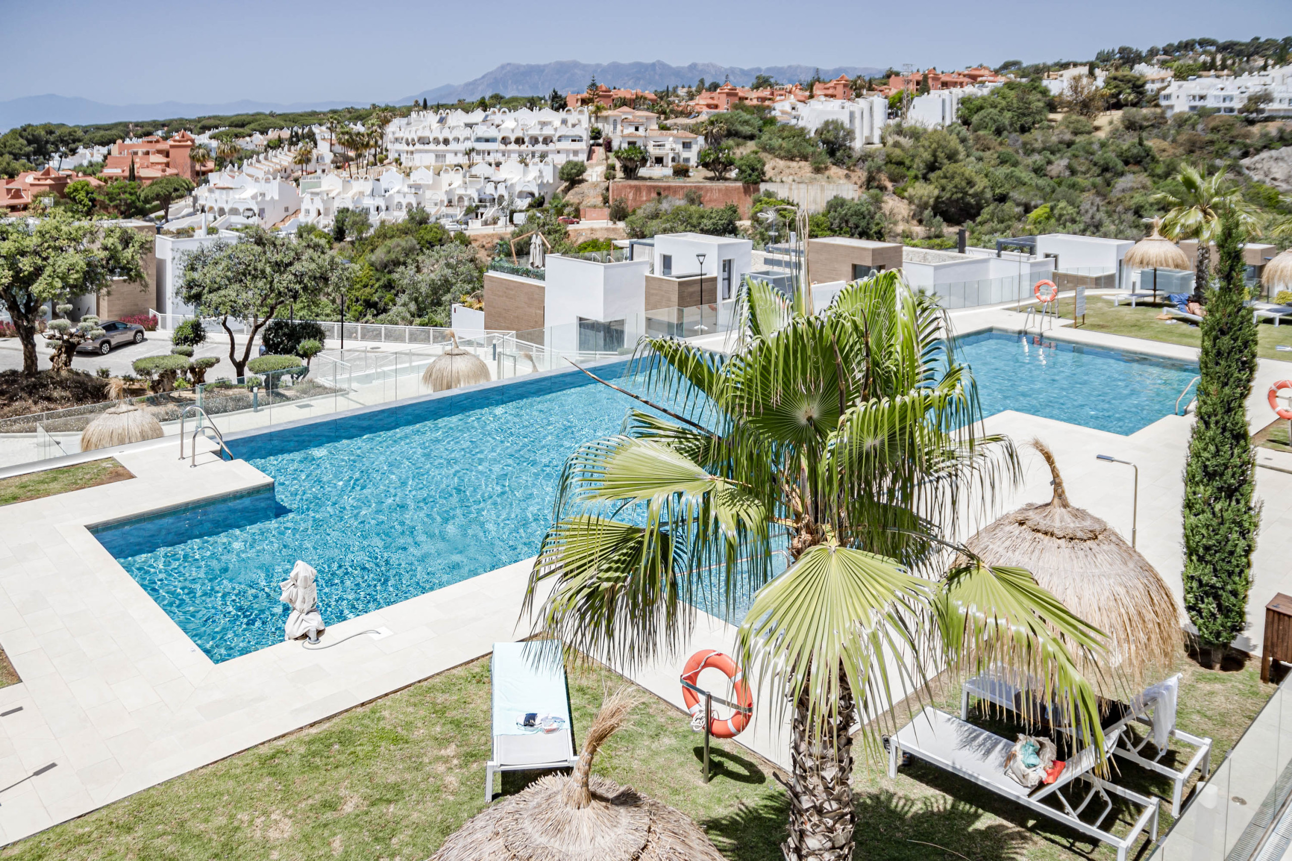 Rent Apartment in Marbella CAH - Large terrace, indoor pool and gym picture-1