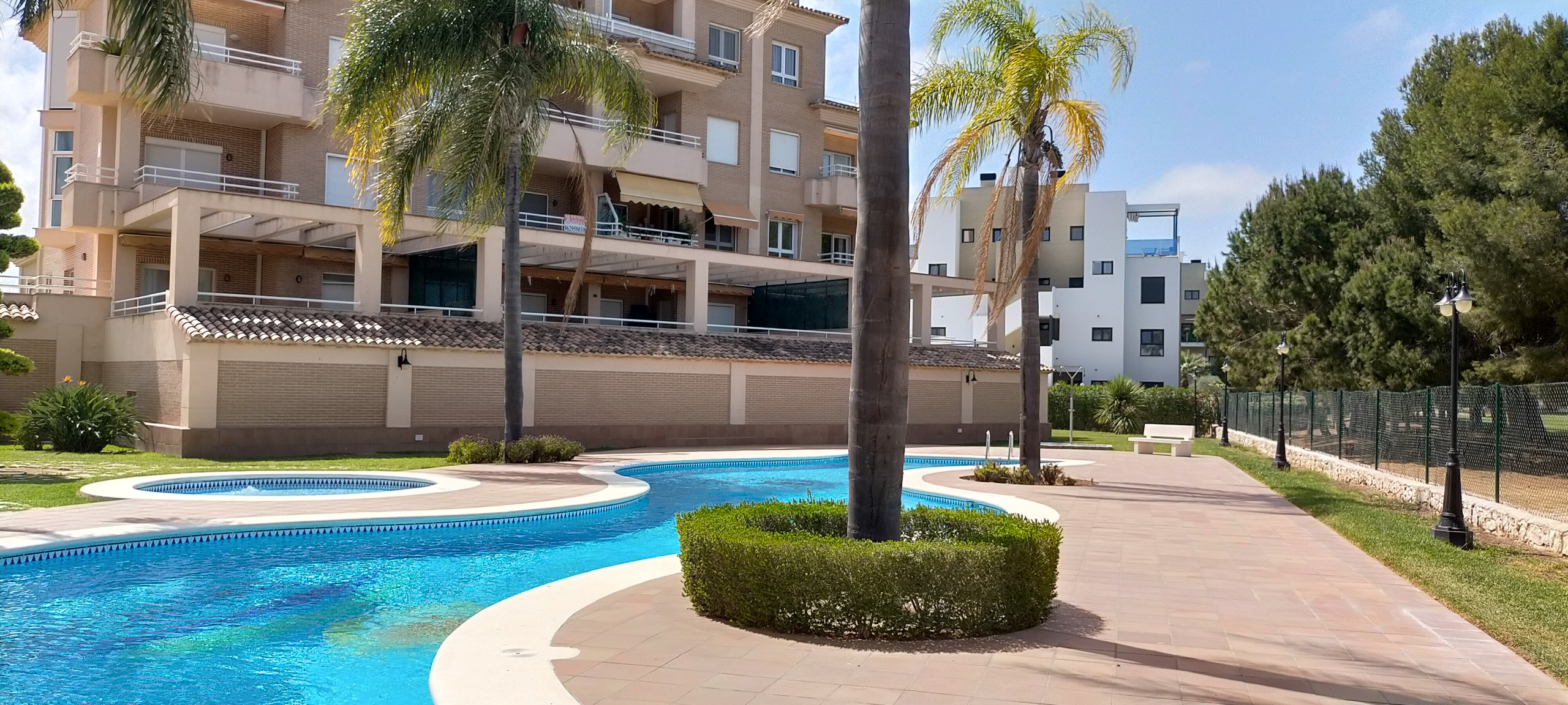 Rent Apartment in Oliva AP105 picture-32