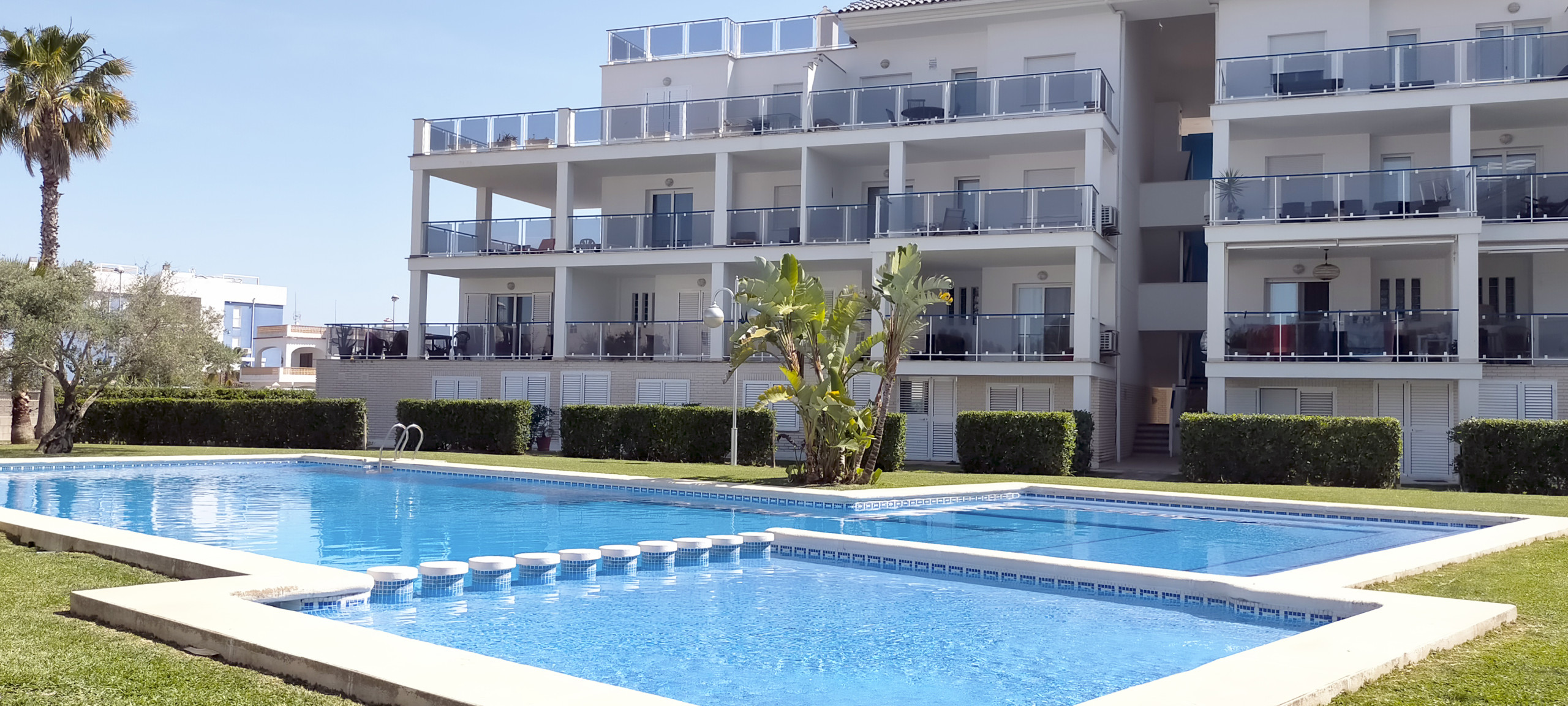 Rent Apartment in Oliva AP500 picture-0