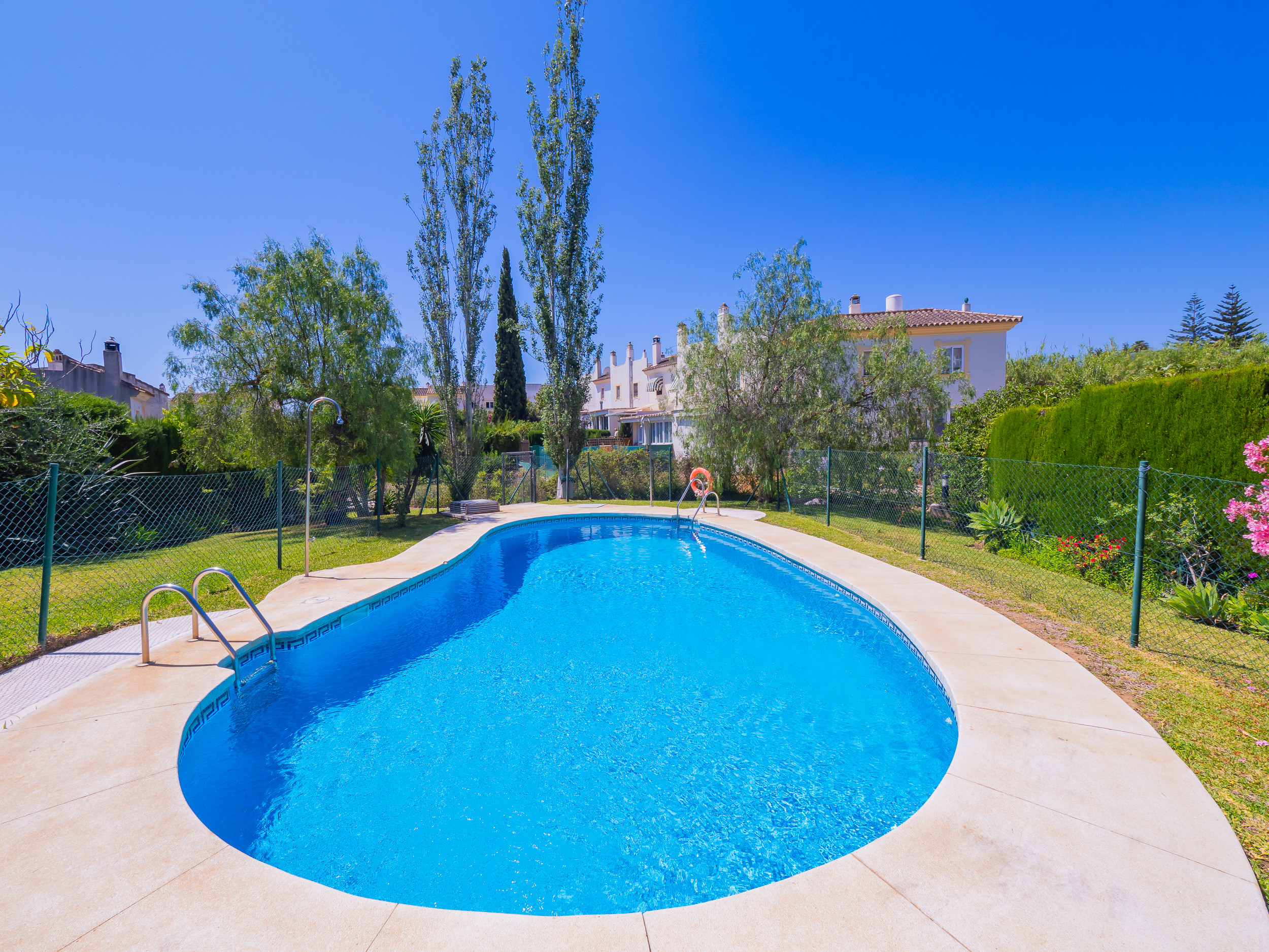 Halfvrijstaand huis in Mijas Costa buchen Cubo's Townhouse Sierrezuela Bild-5