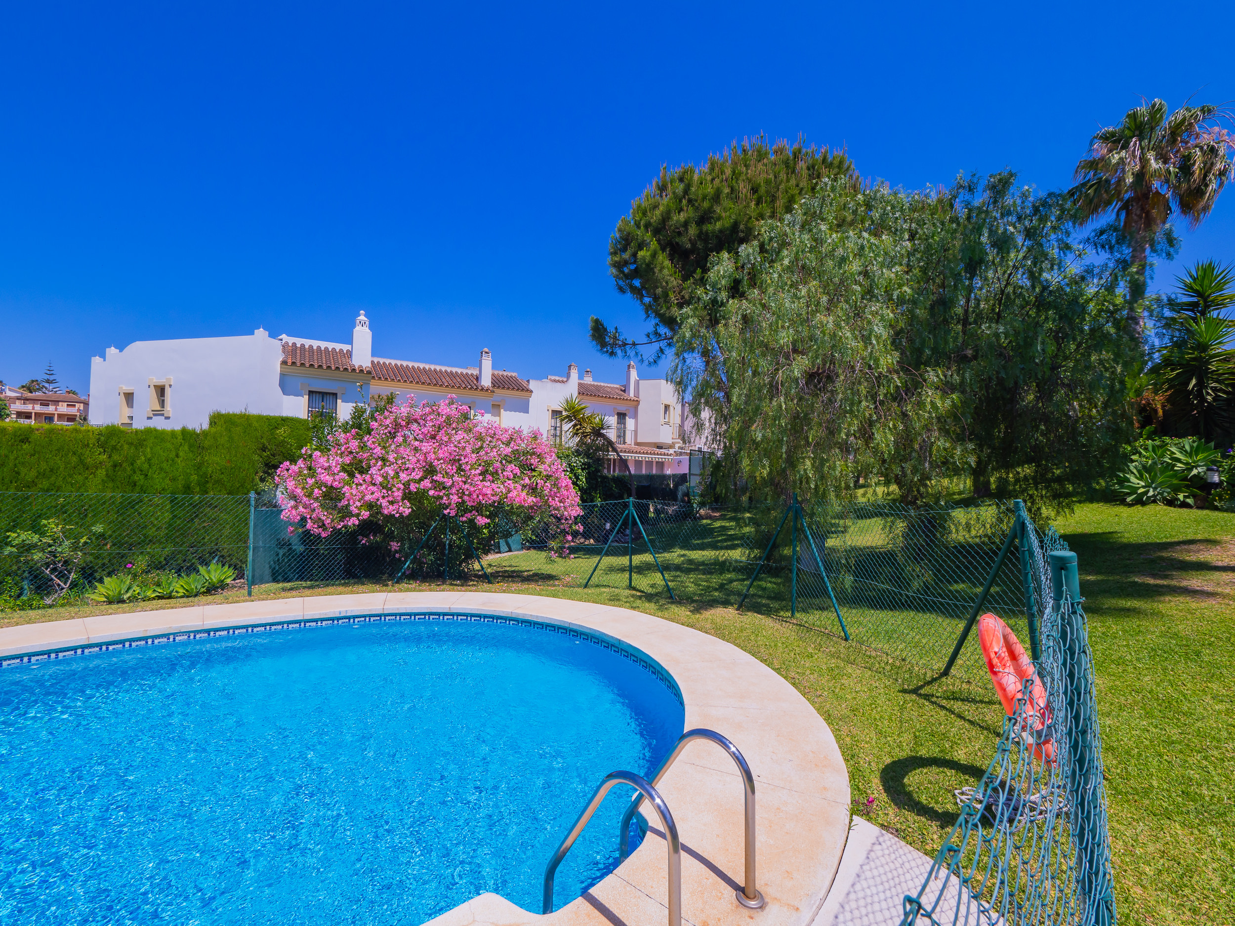 Halfvrijstaand huis in Mijas Costa buchen Cubo's Townhouse Sierrezuela Bild-4