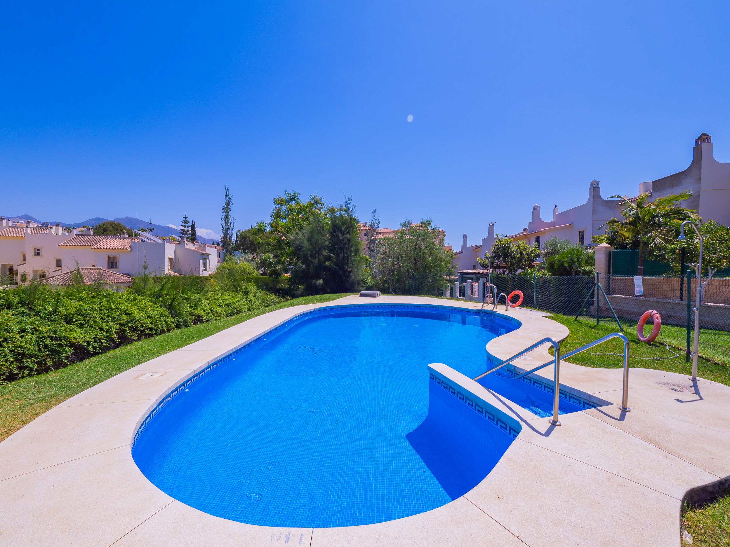 Halfvrijstaand huis in Mijas Costa buchen Cubo's Townhouse Sierrezuela Bild-7