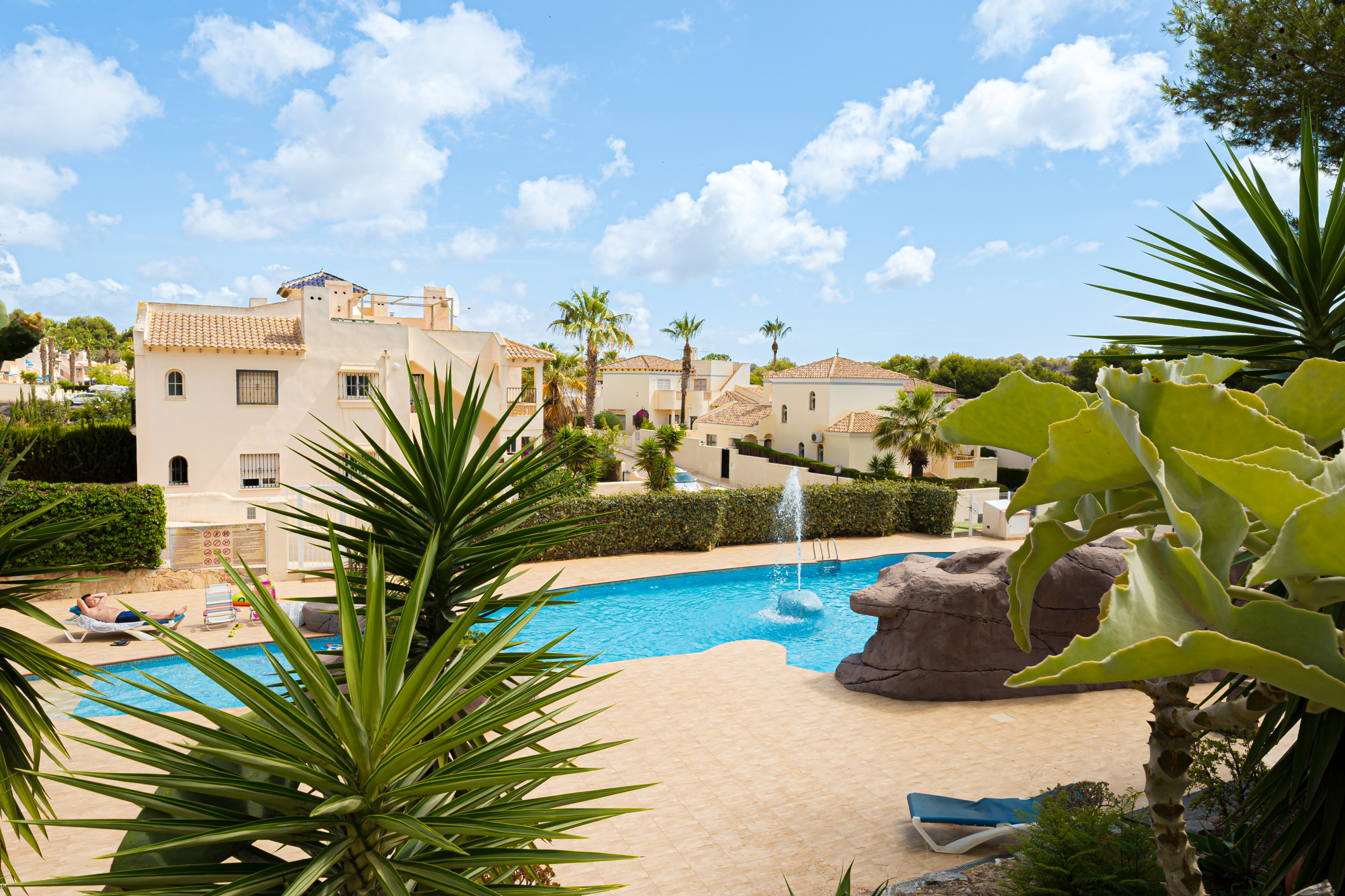 Rent Apartment in Orihuela Costa Wood Golf (Villamartin) picture-3